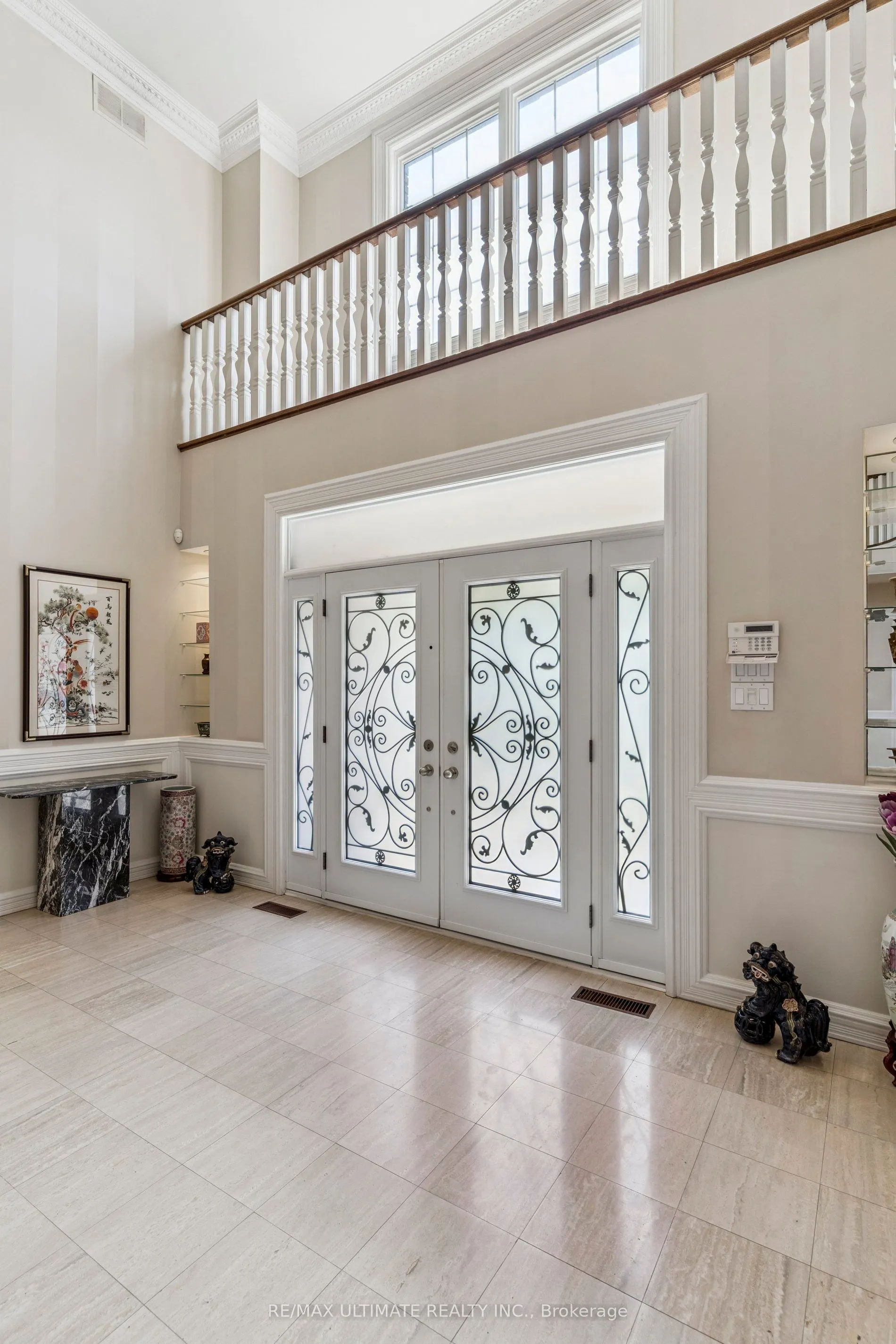 1 Versailles Court