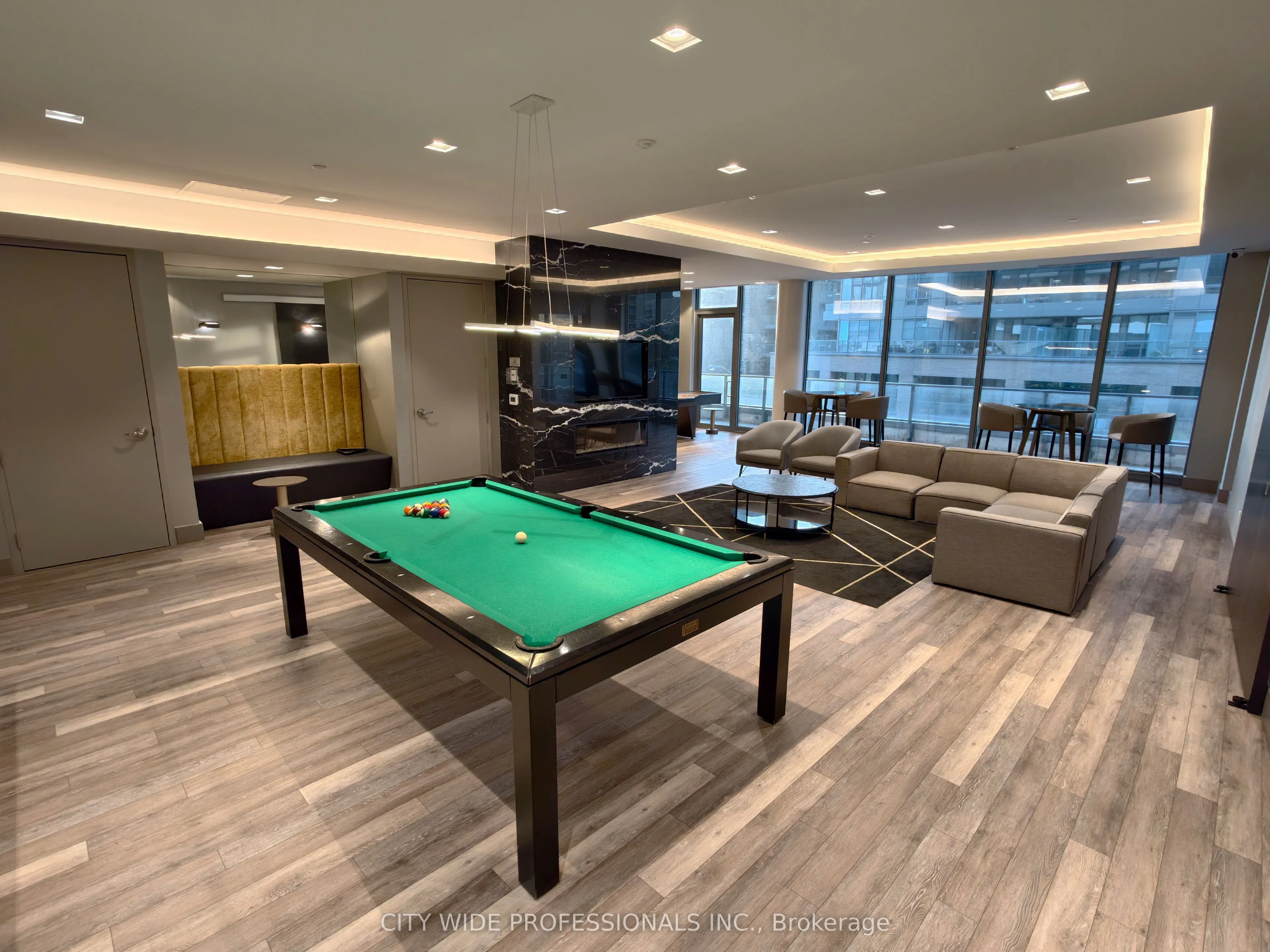 38 Forest Manor Road, #1208