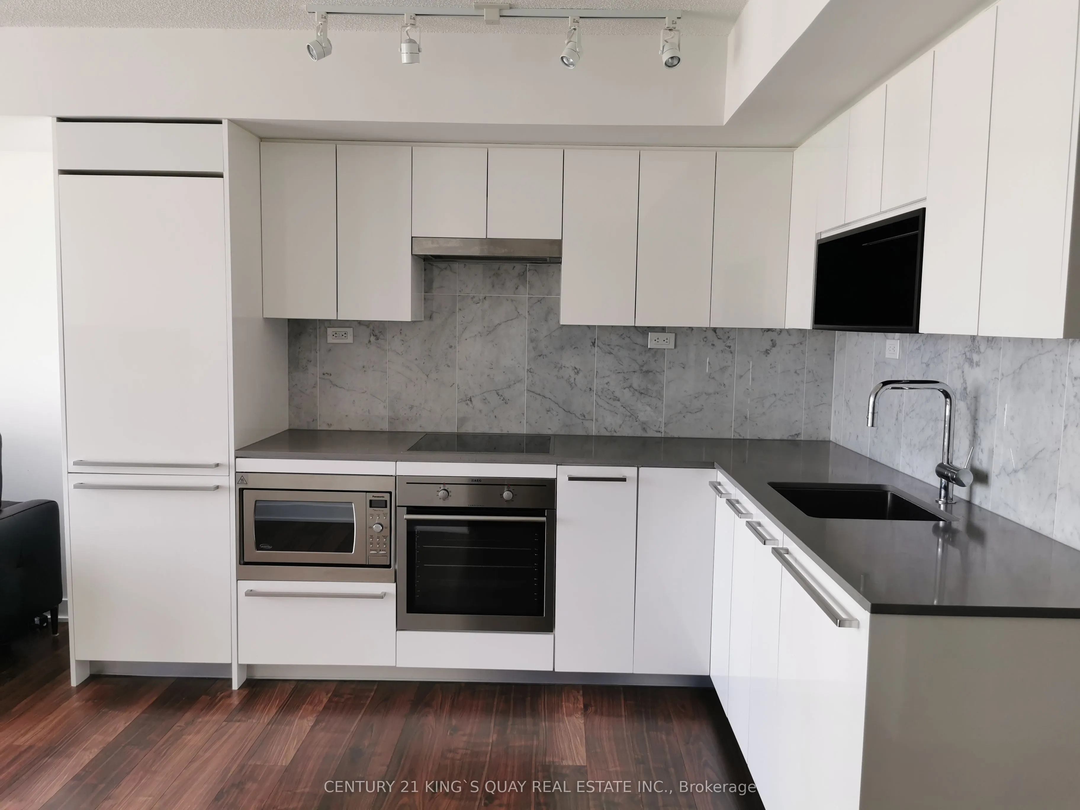 70 Queens Wharf Road, #3111