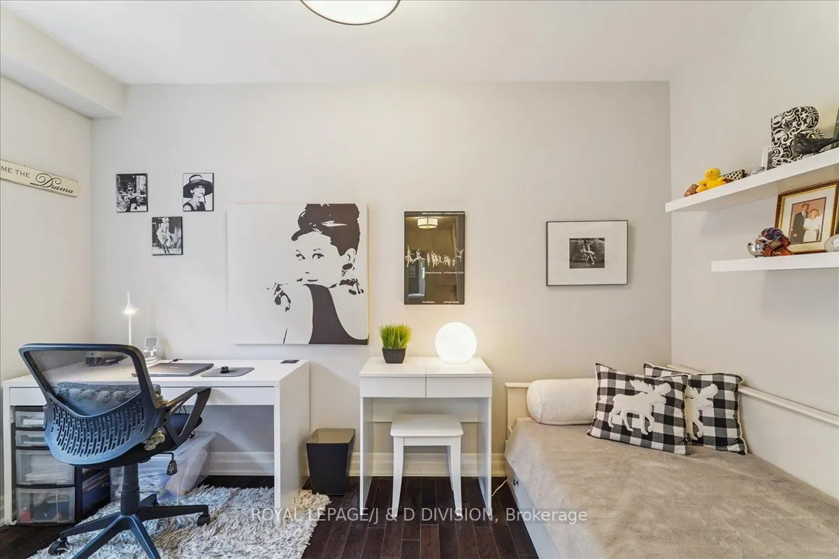 361 Roehampton Avenue, #2