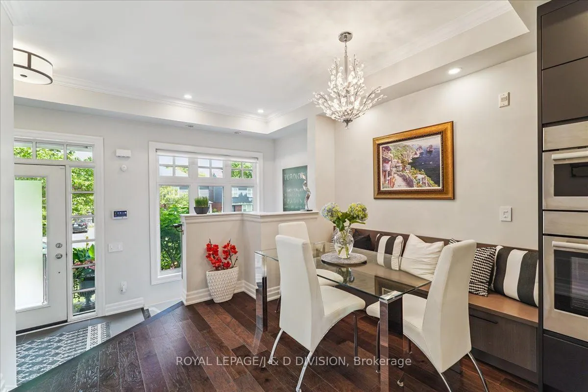 361 Roehampton Avenue, #2