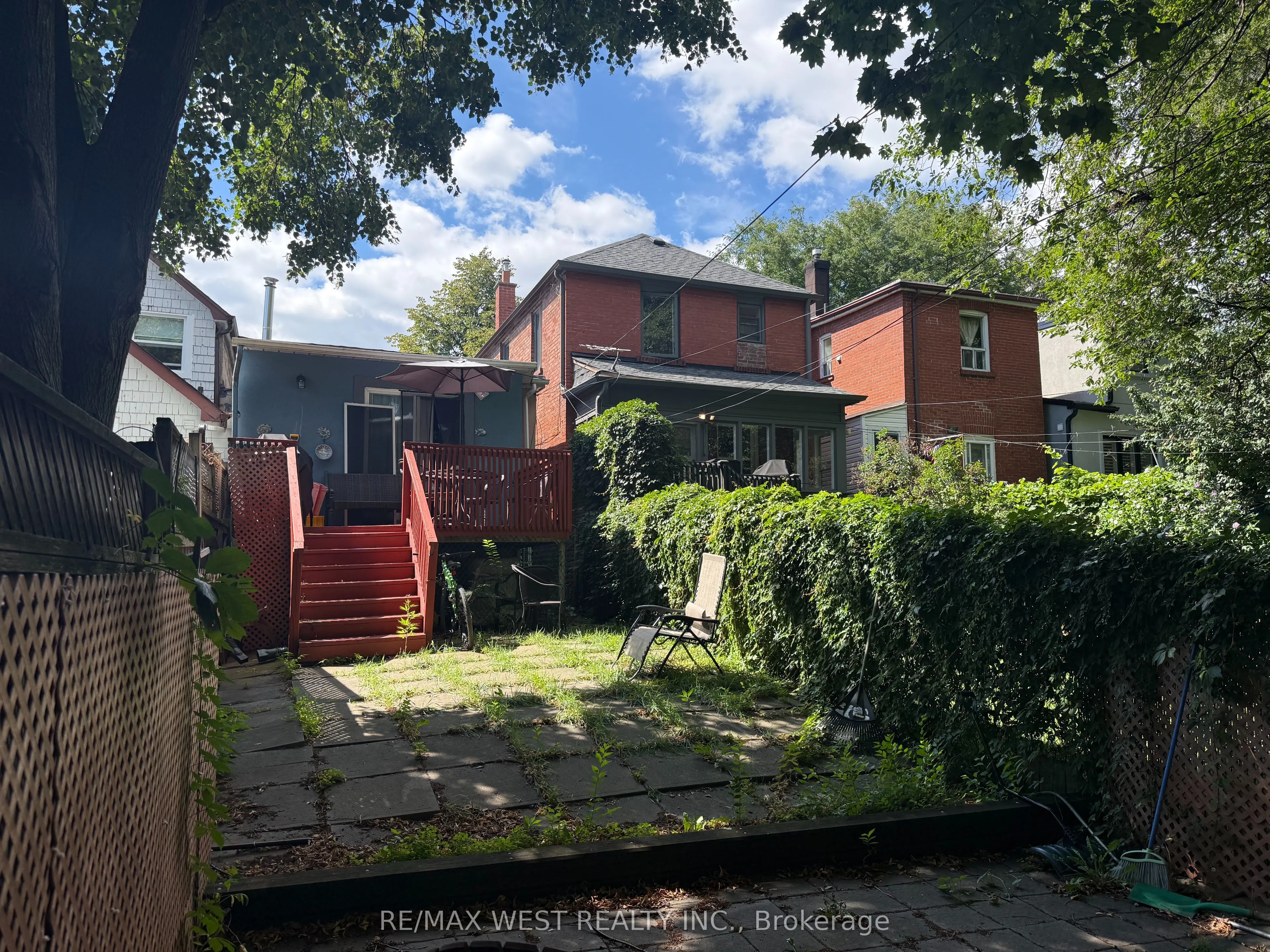 165 Robina Avenue