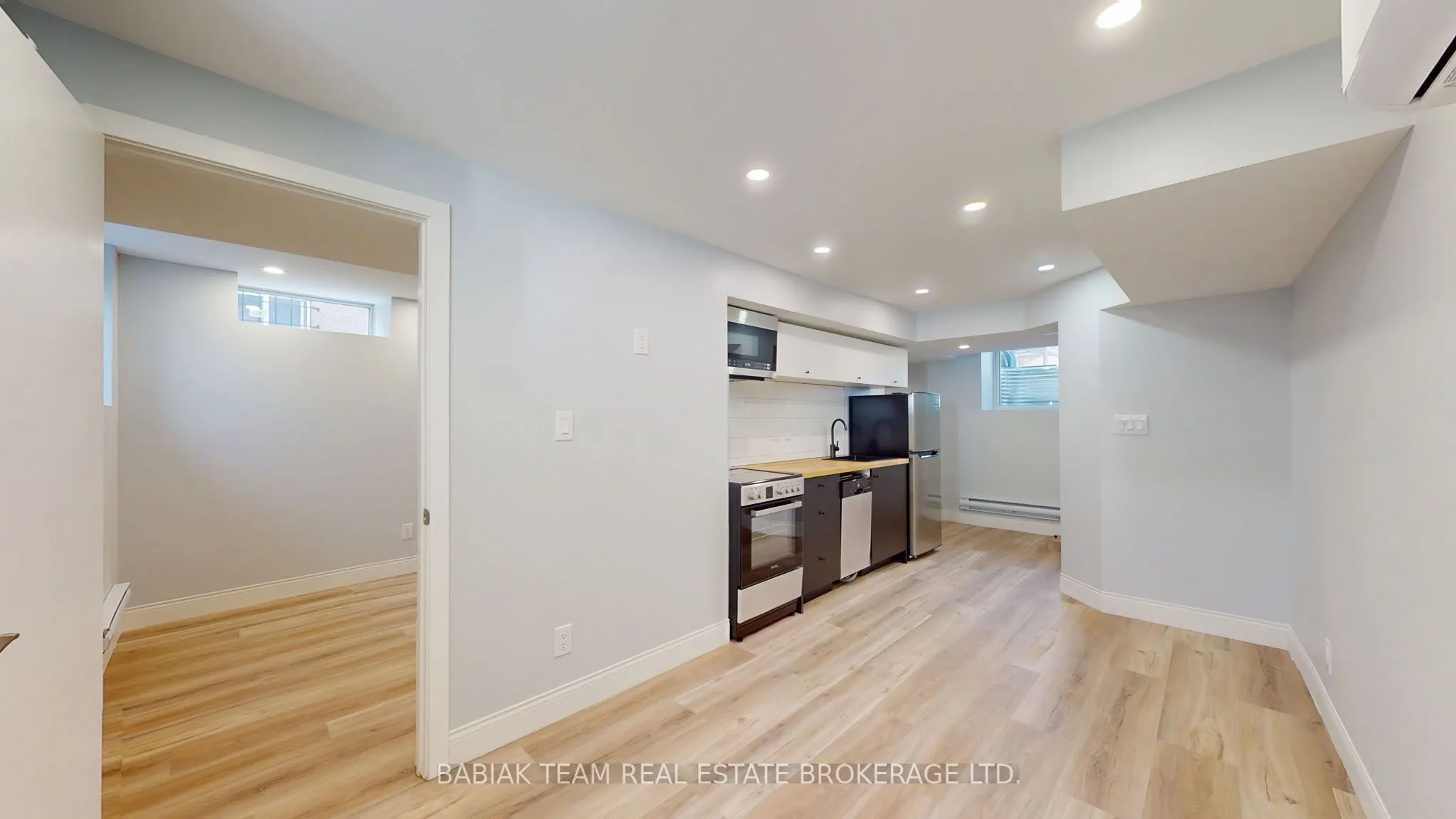545 Northcliffe Boulevard, #Lower