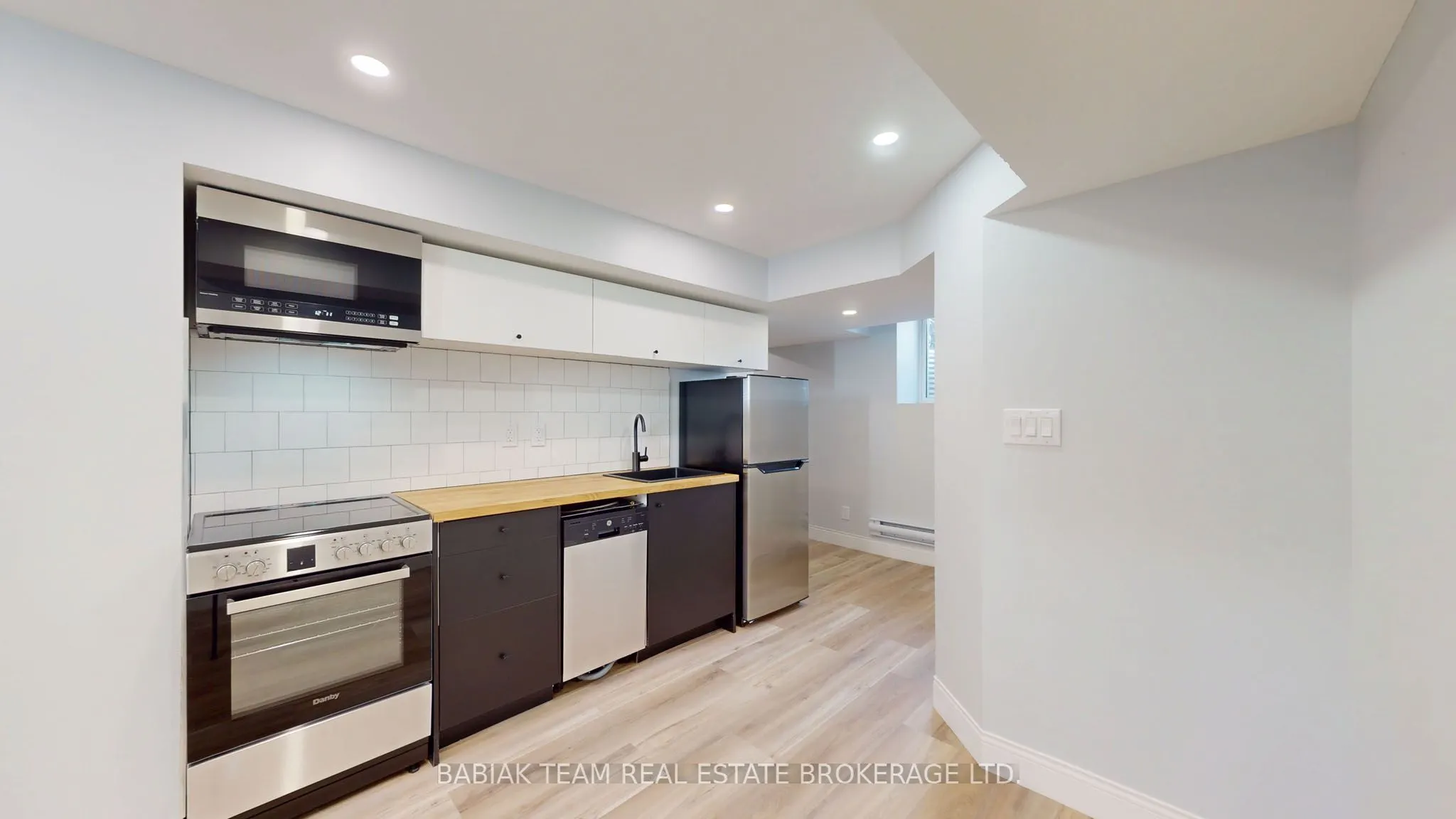 545 Northcliffe Boulevard, #Lower