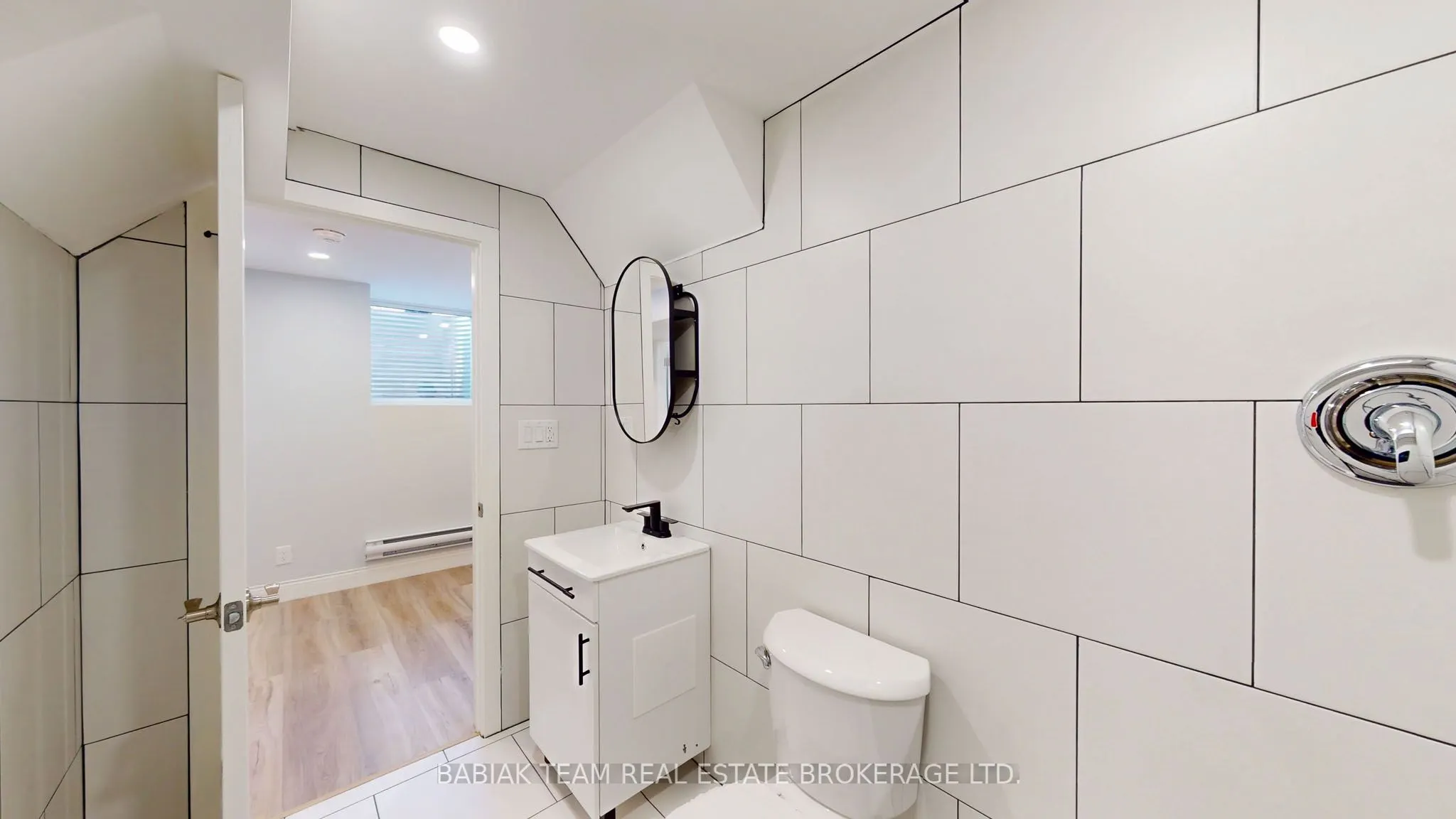 545 Northcliffe Boulevard, #Lower