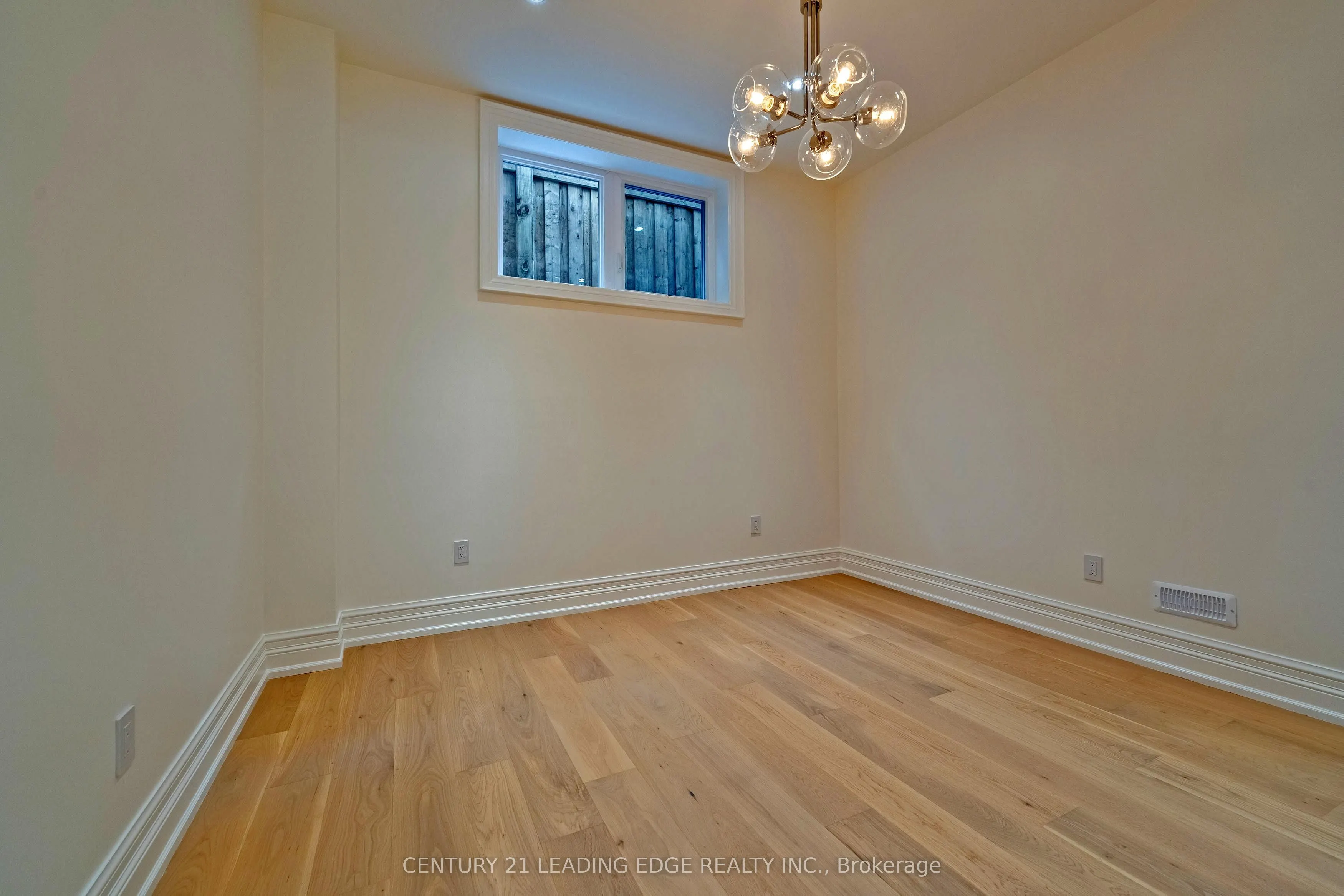 22 KING HIGH Avenue