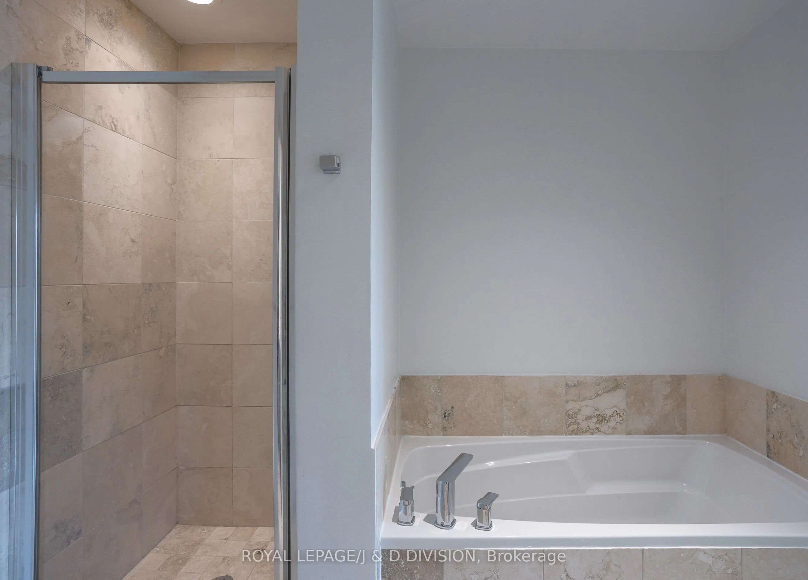 20 Scrivener Square, #606