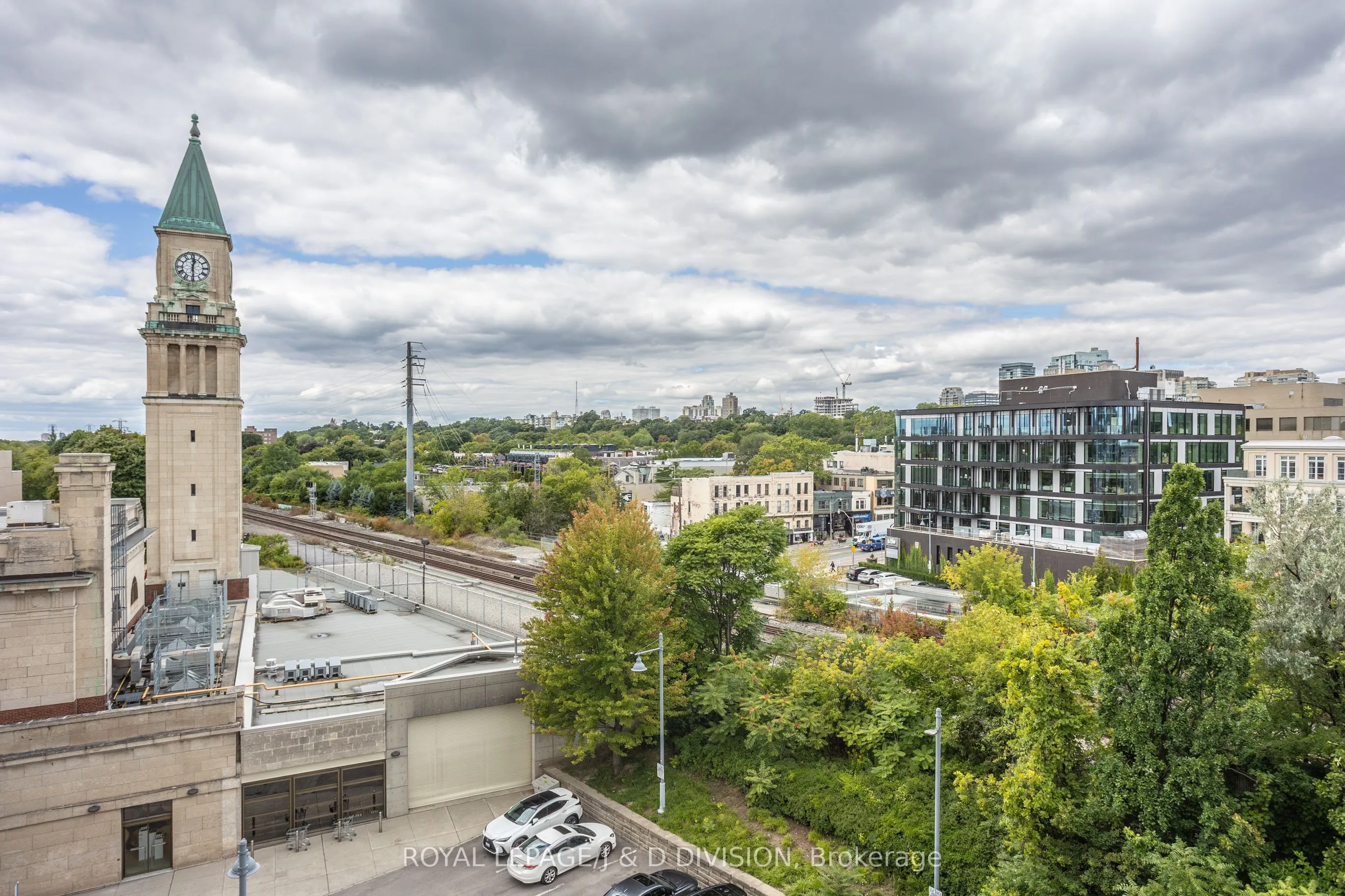 20 Scrivener Square, #606