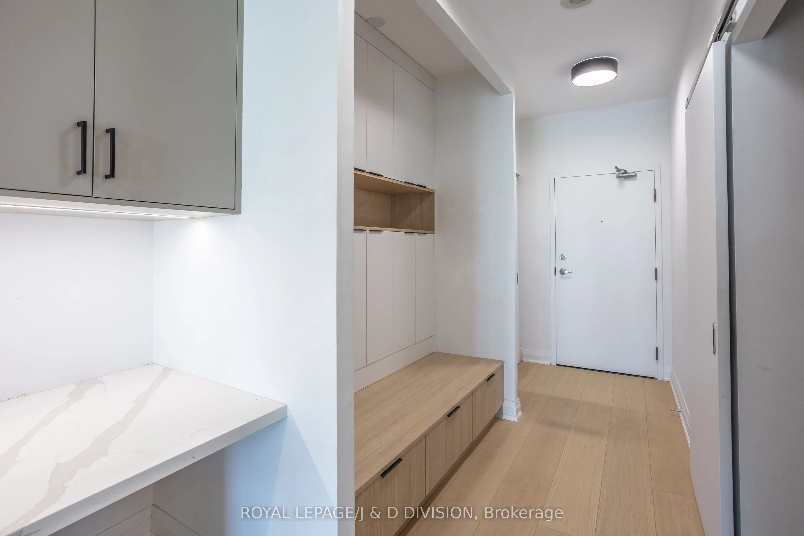 20 Scrivener Square, #606
