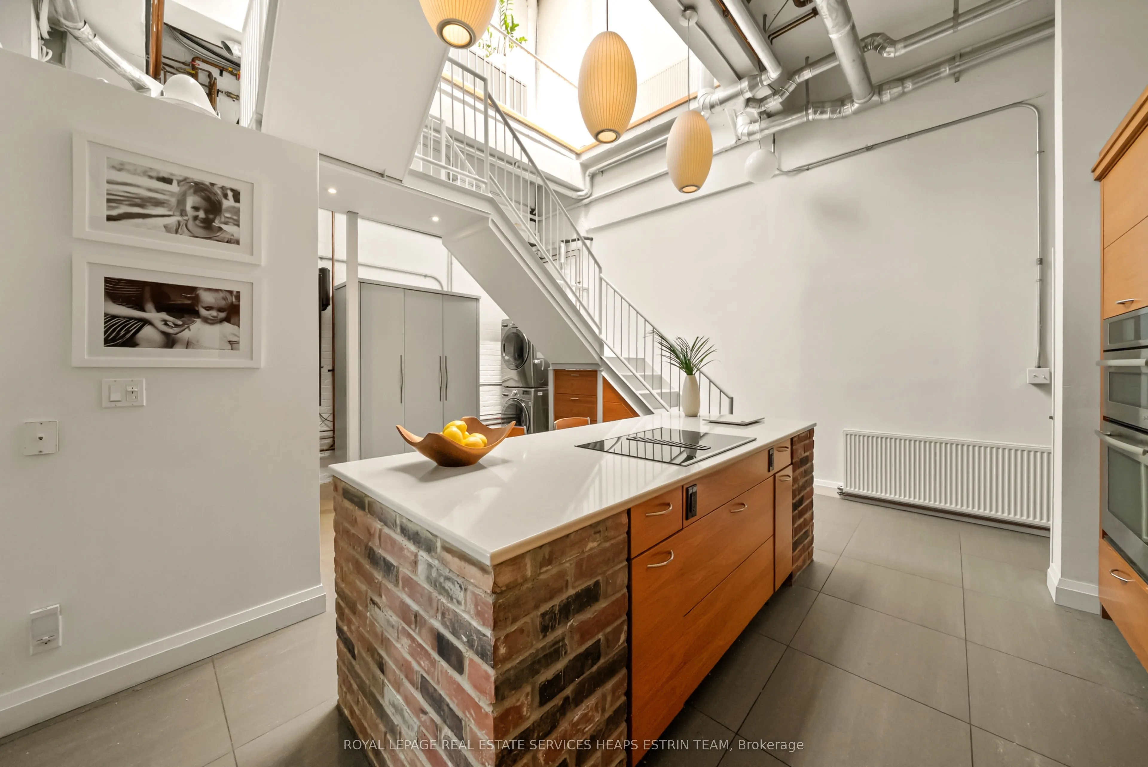 264 Seaton Street, #205