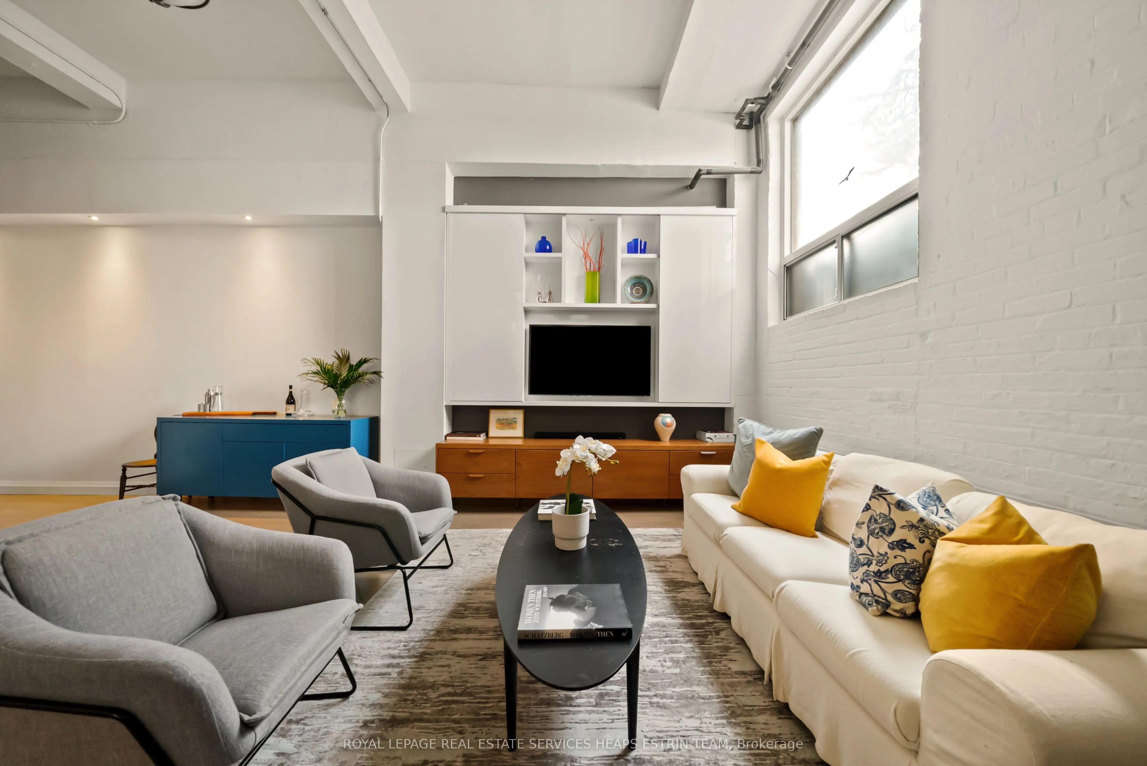 264 Seaton Street, #205