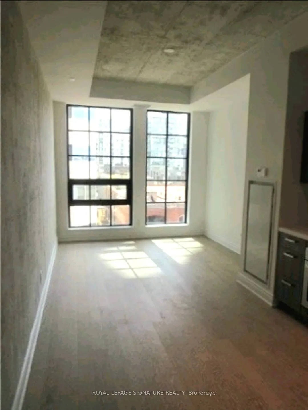 608 Richmond Street W, #605