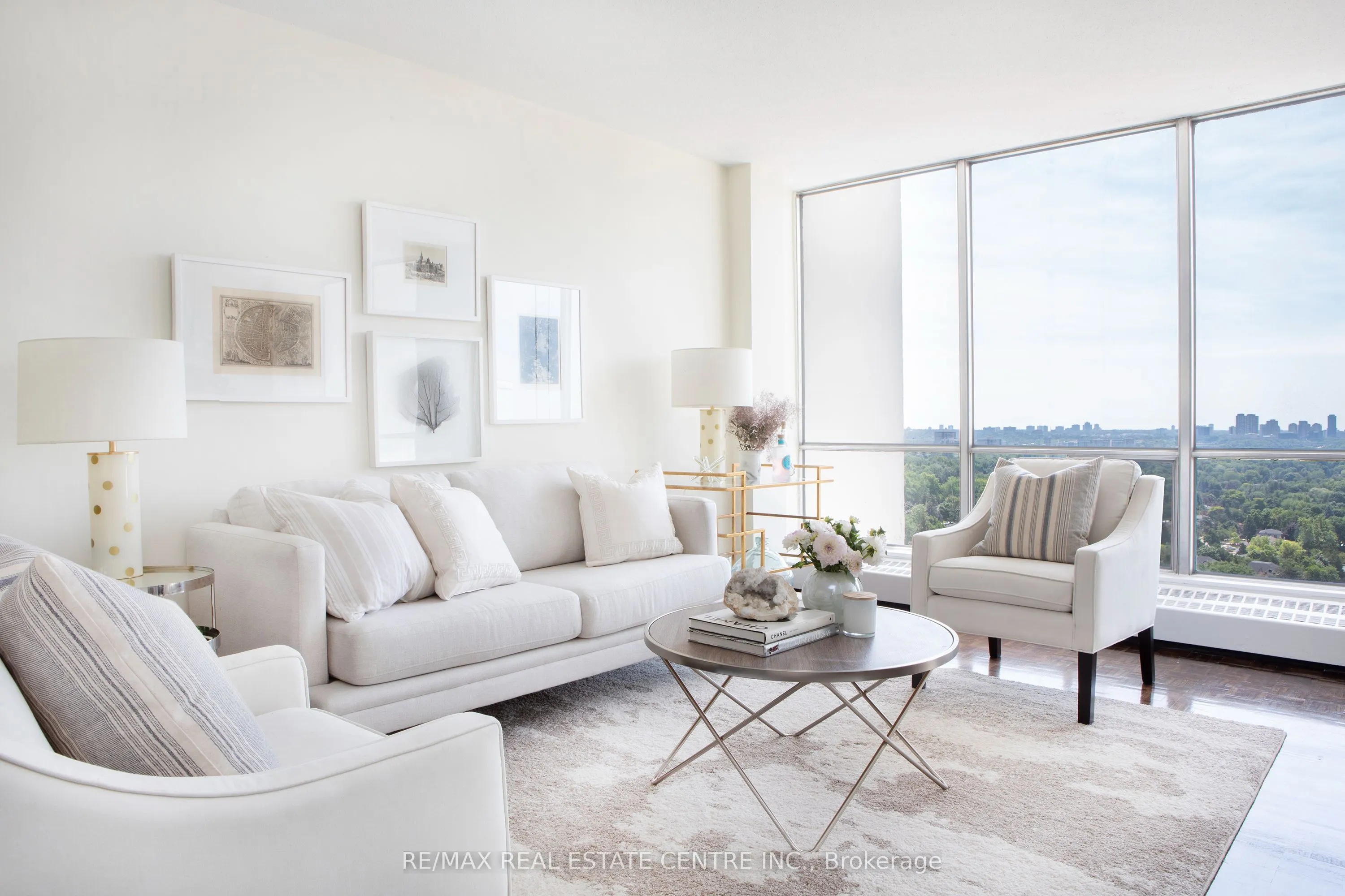 50 Graydon Hall Drive, #1015