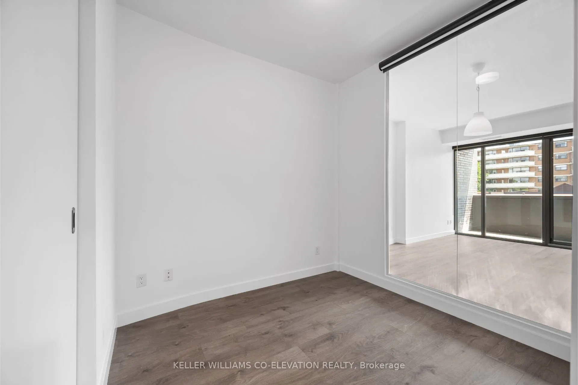 109 Vaughan Road, #406