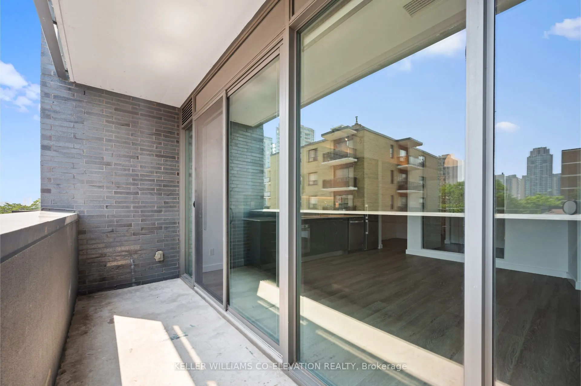 109 Vaughan Road, #406