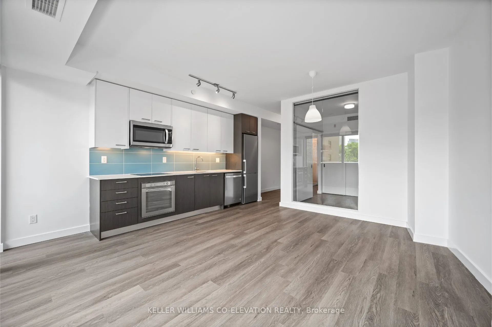 109 Vaughan Road, #406