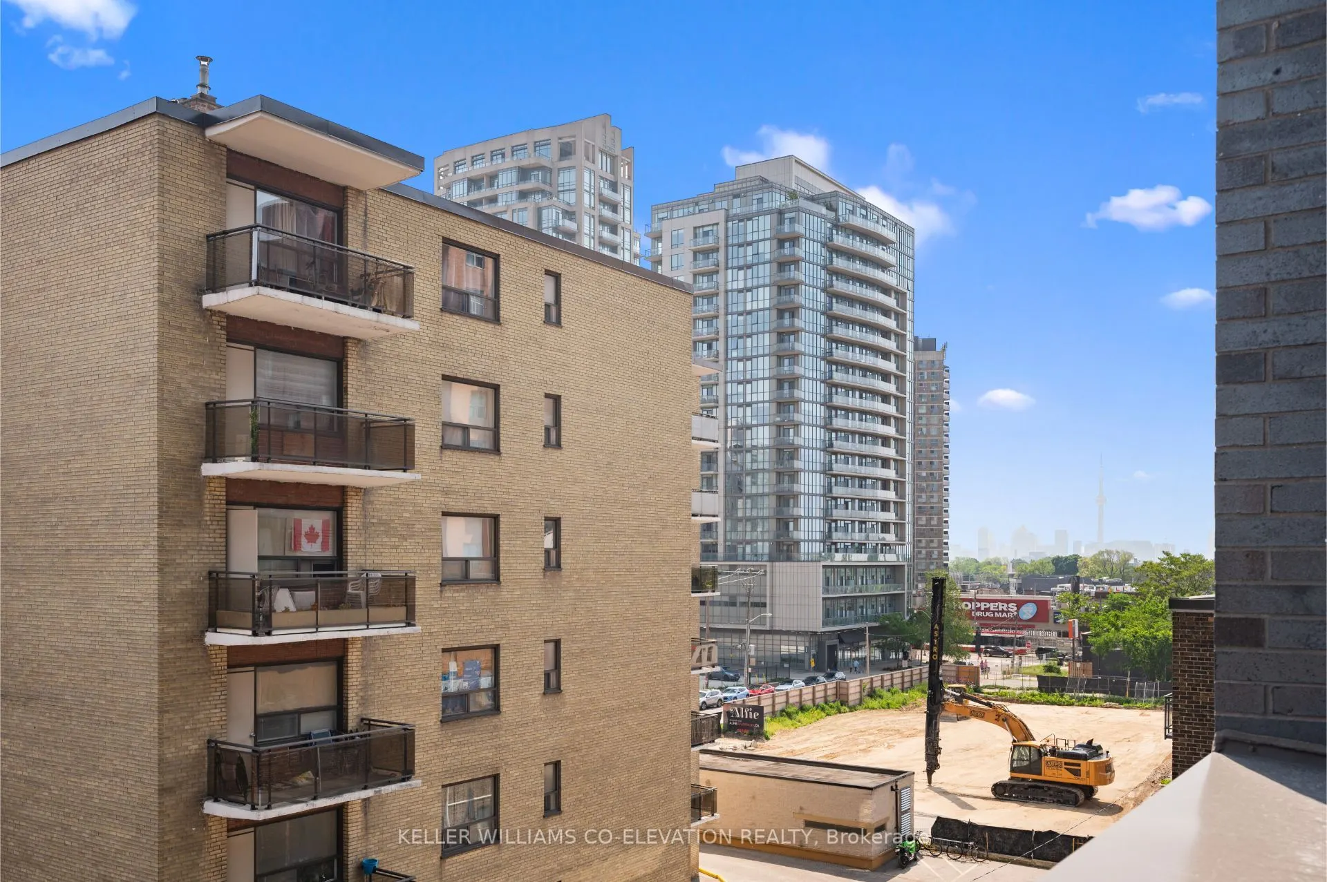 109 Vaughan Road, #406