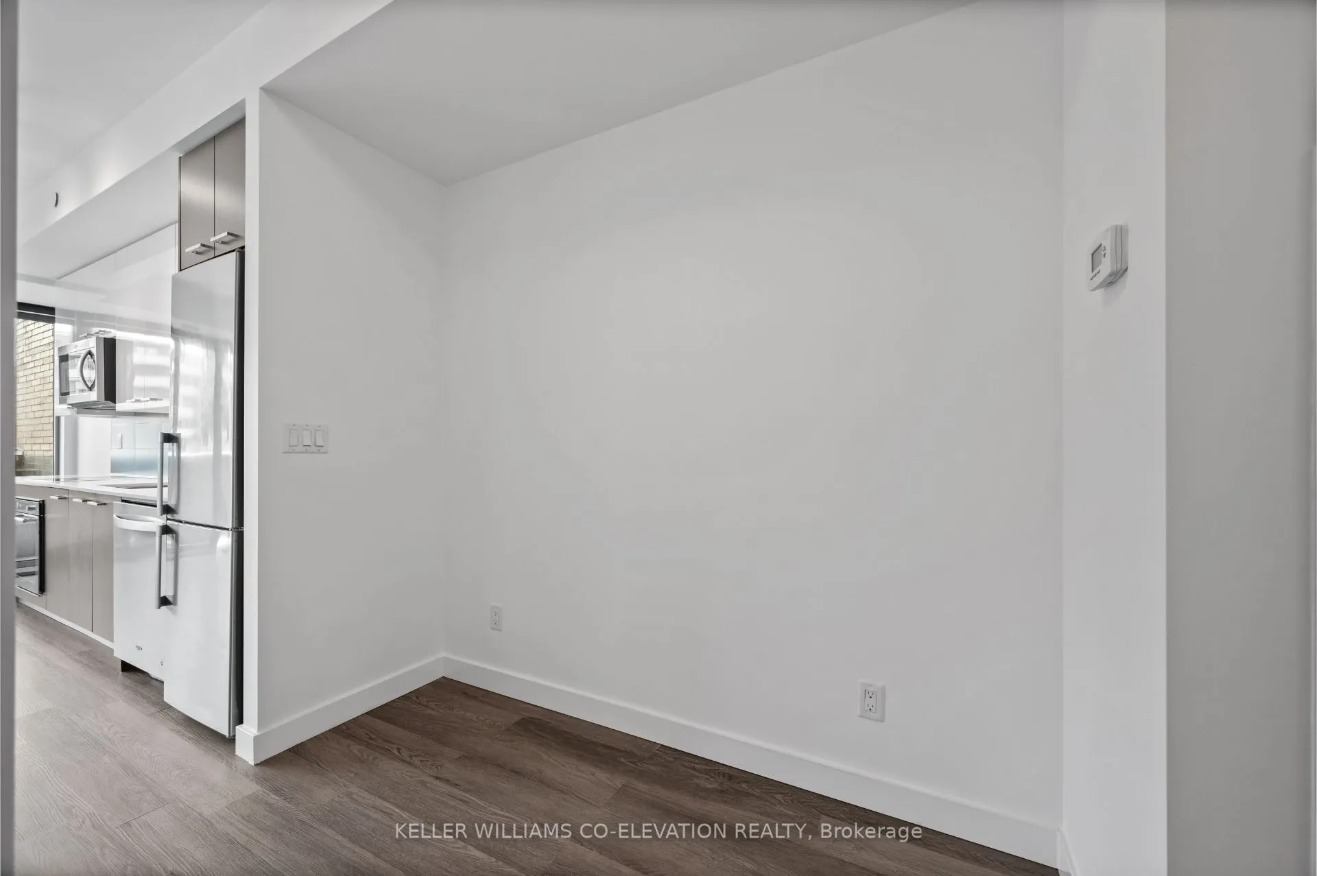 109 Vaughan Road, #406