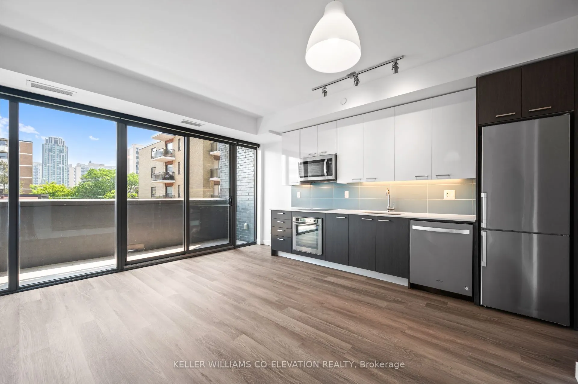 109 Vaughan Road, #406