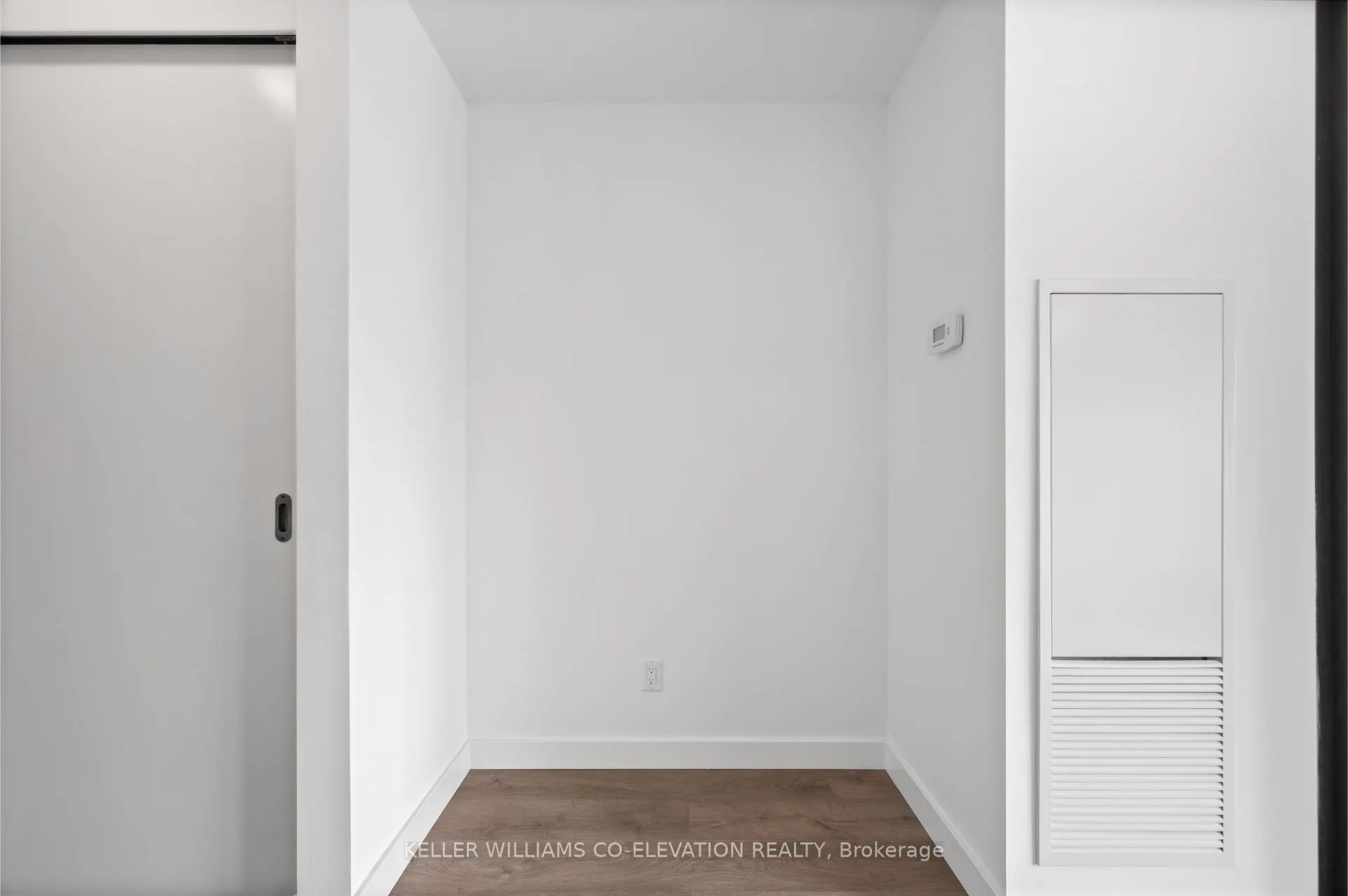 109 Vaughan Road, #707