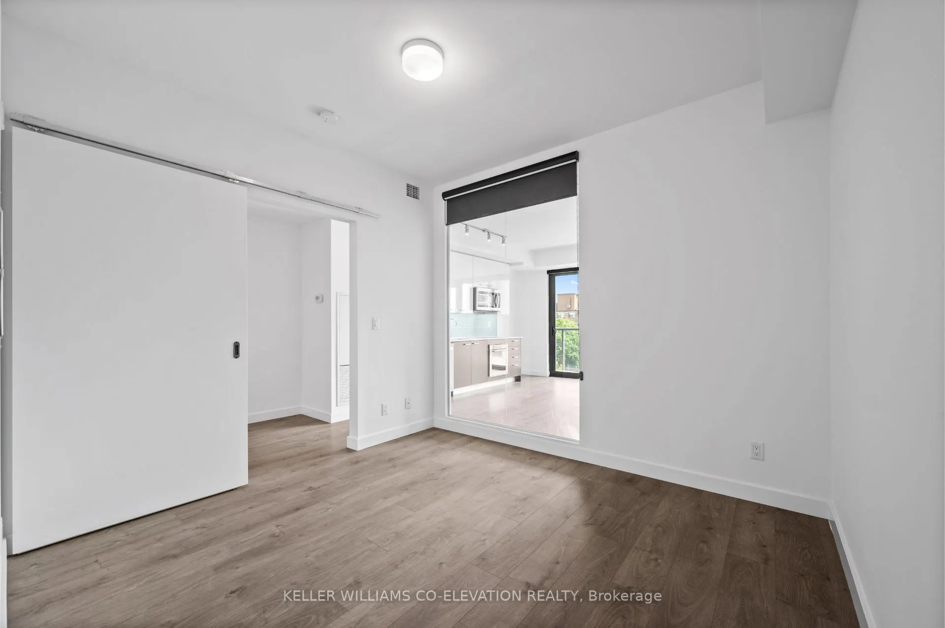 109 Vaughan Road, #707
