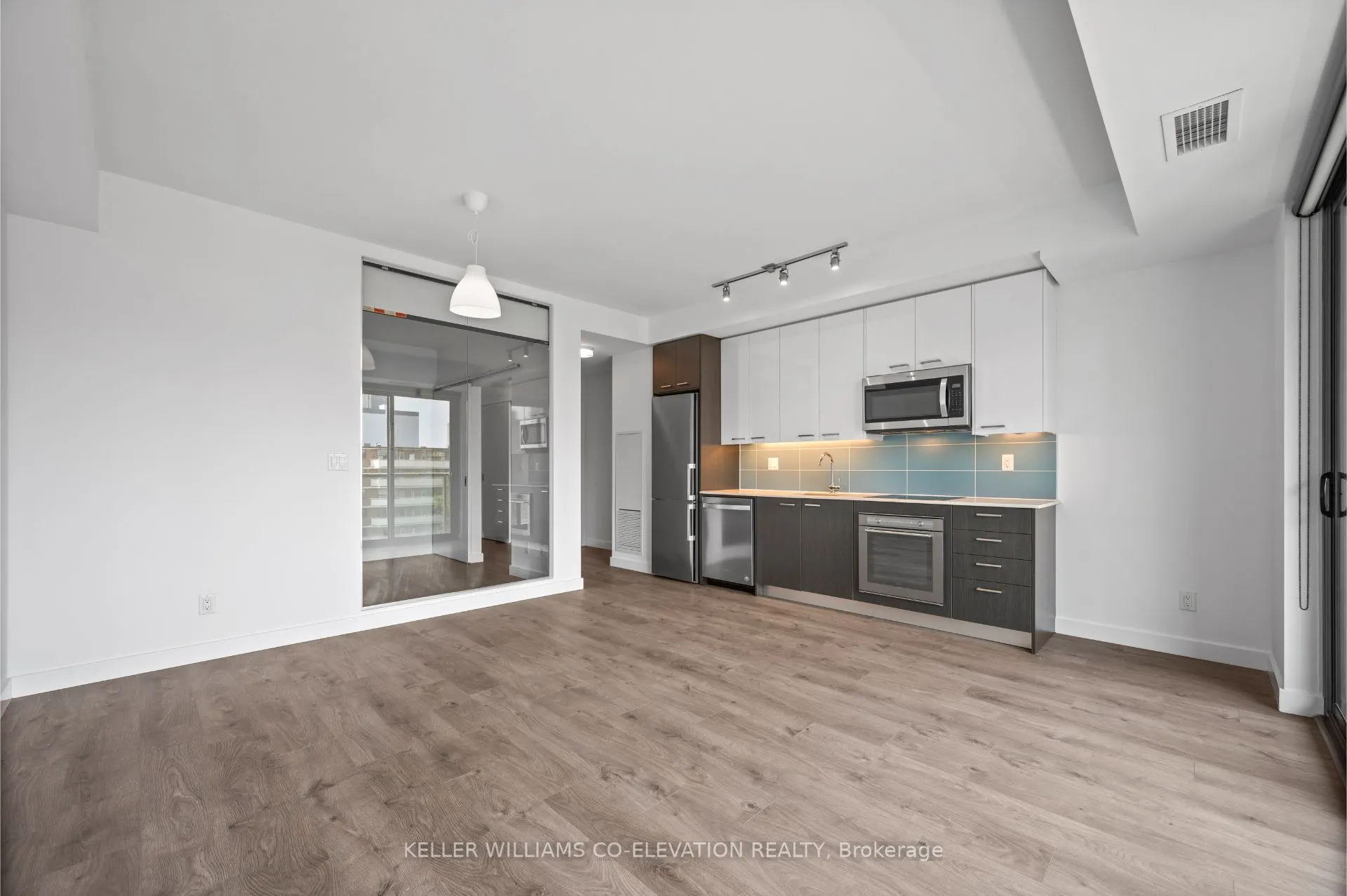 109 Vaughan Road, #707