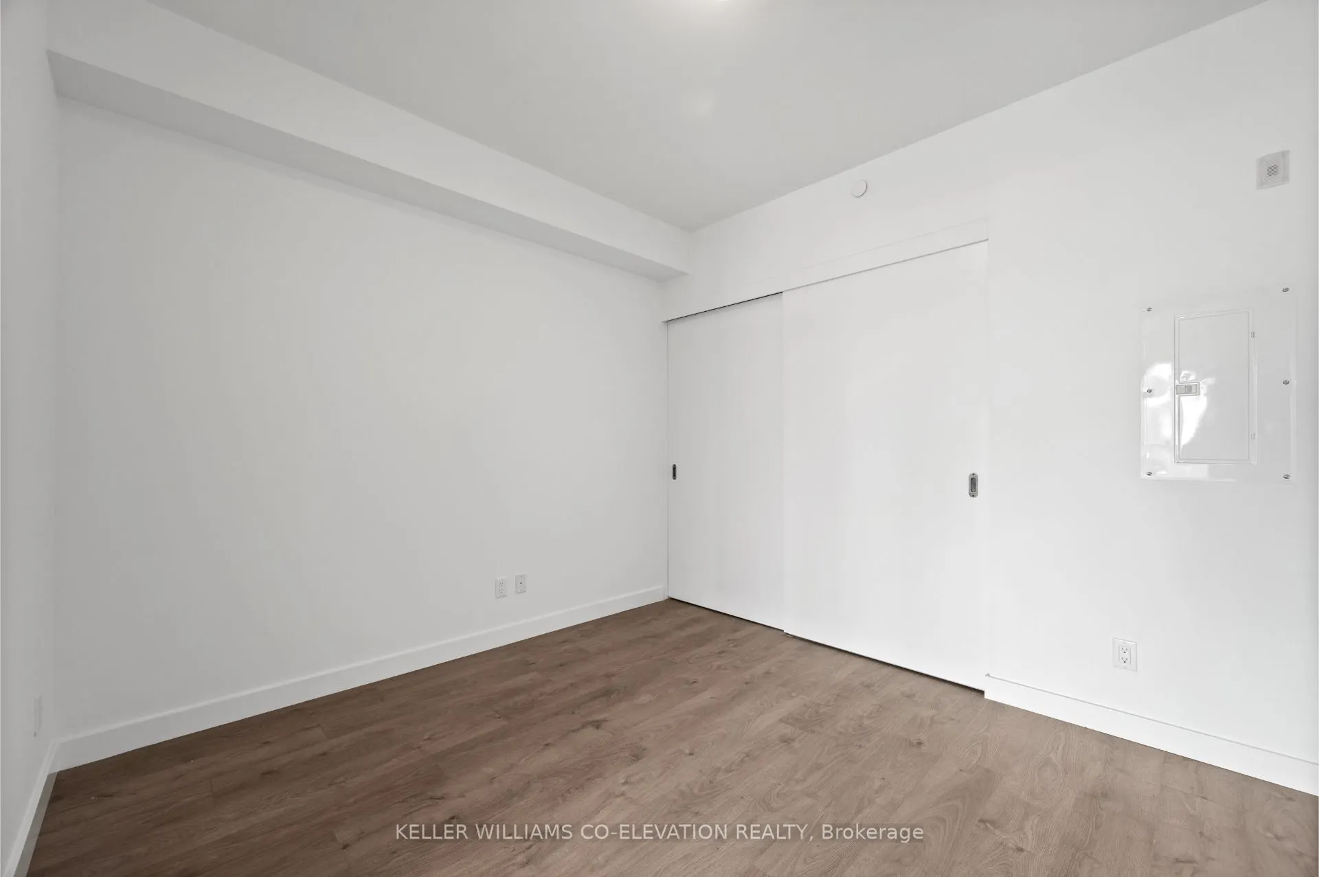 109 Vaughan Road, #707