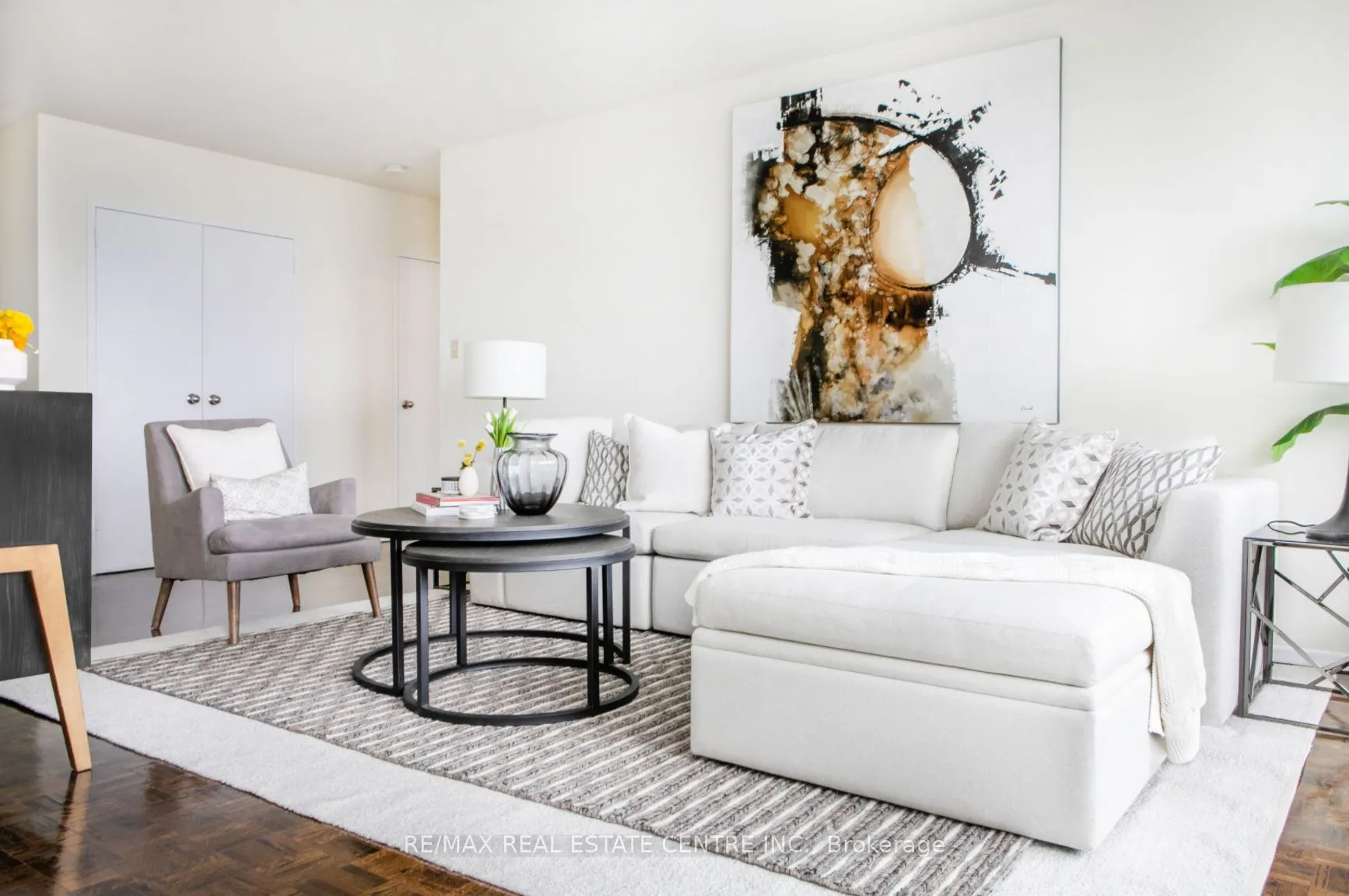 50 Graydon Hall Drive, #112