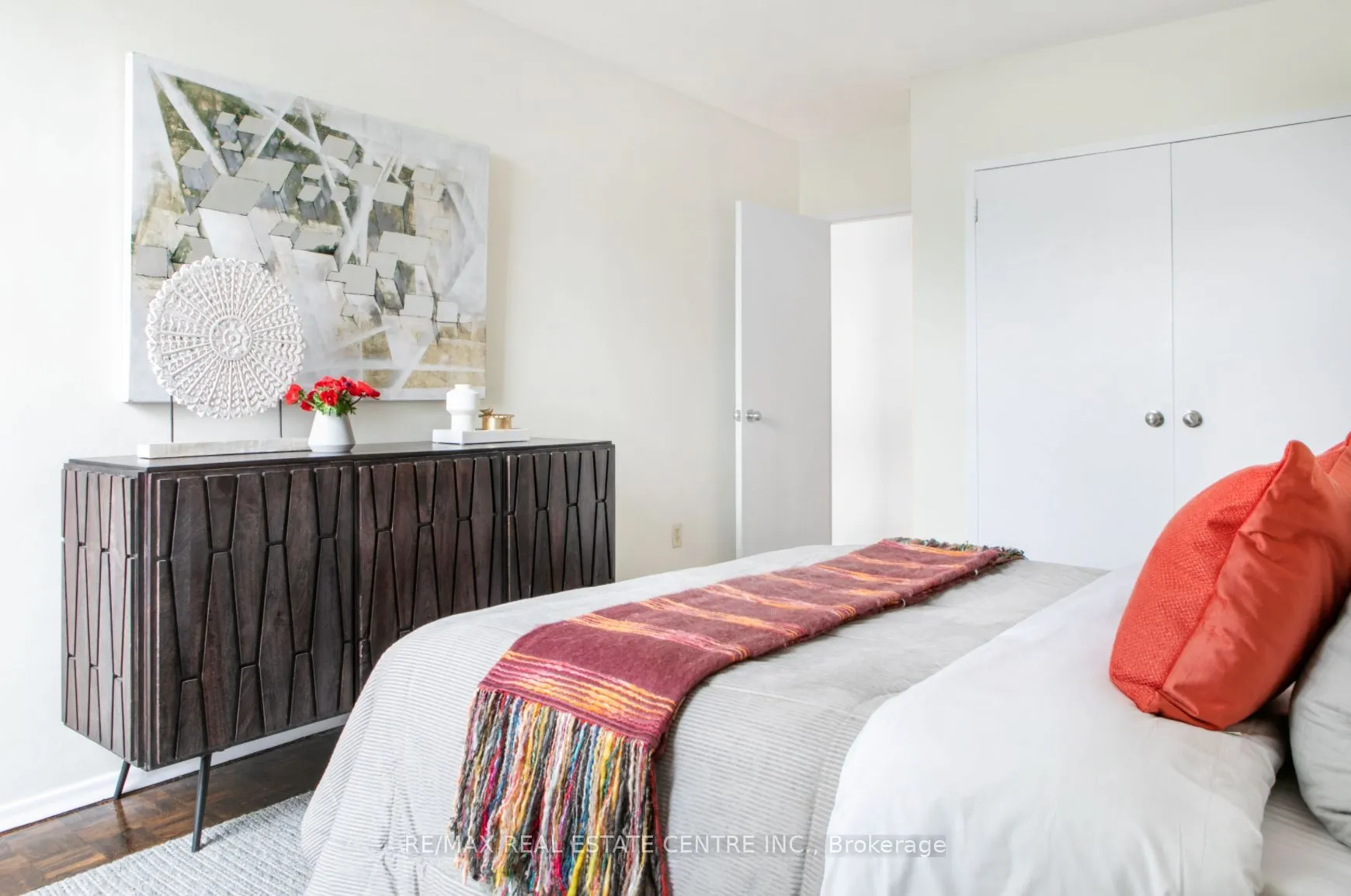 50 Graydon Hall Drive, #112