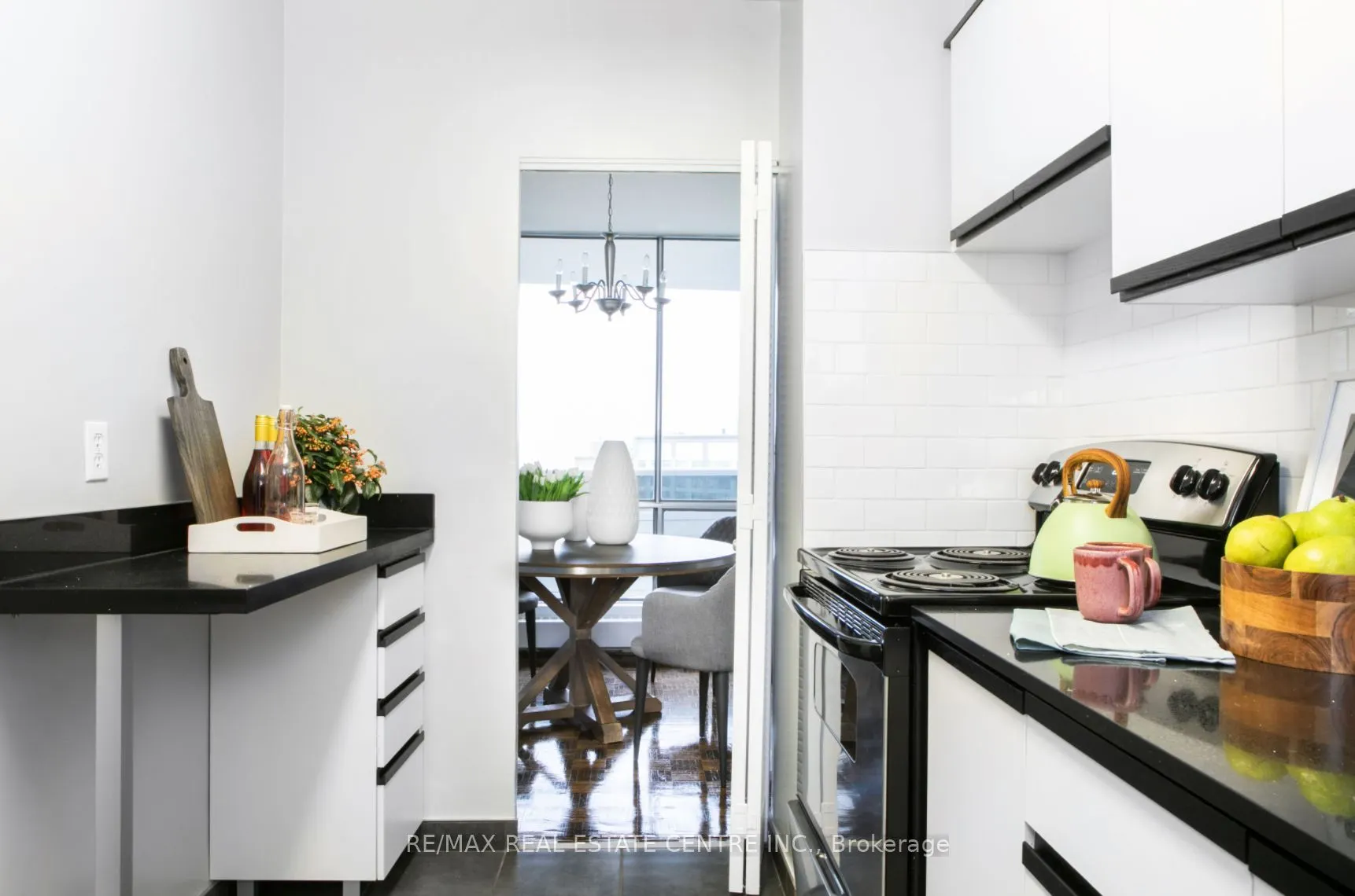 50 Graydon Hall Drive, #112
