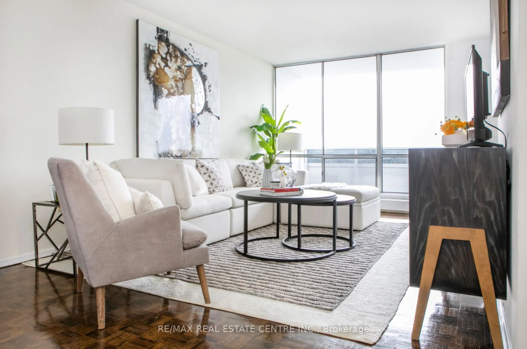 50 Graydon Hall Drive, #112