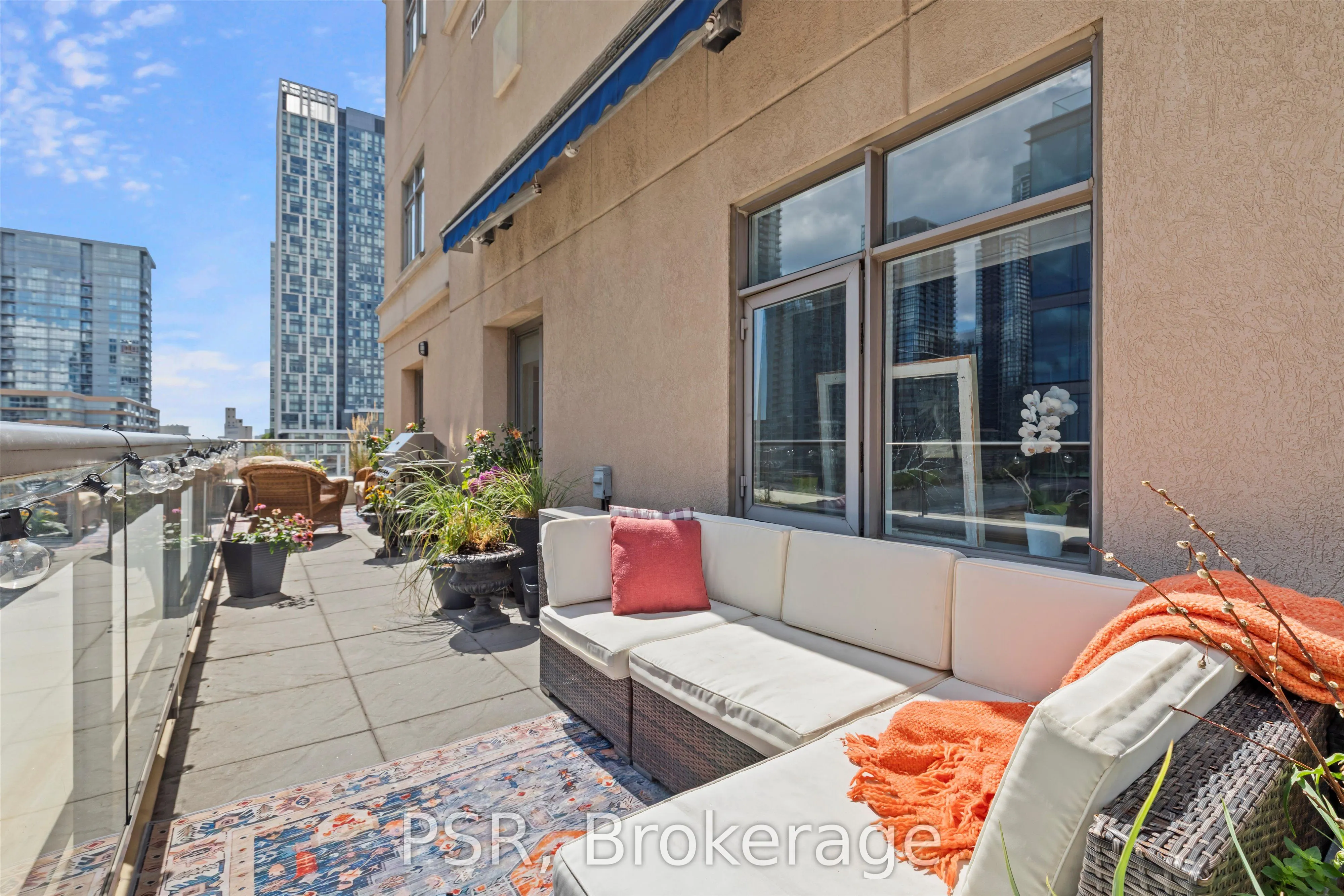 550 Front Street W, #620