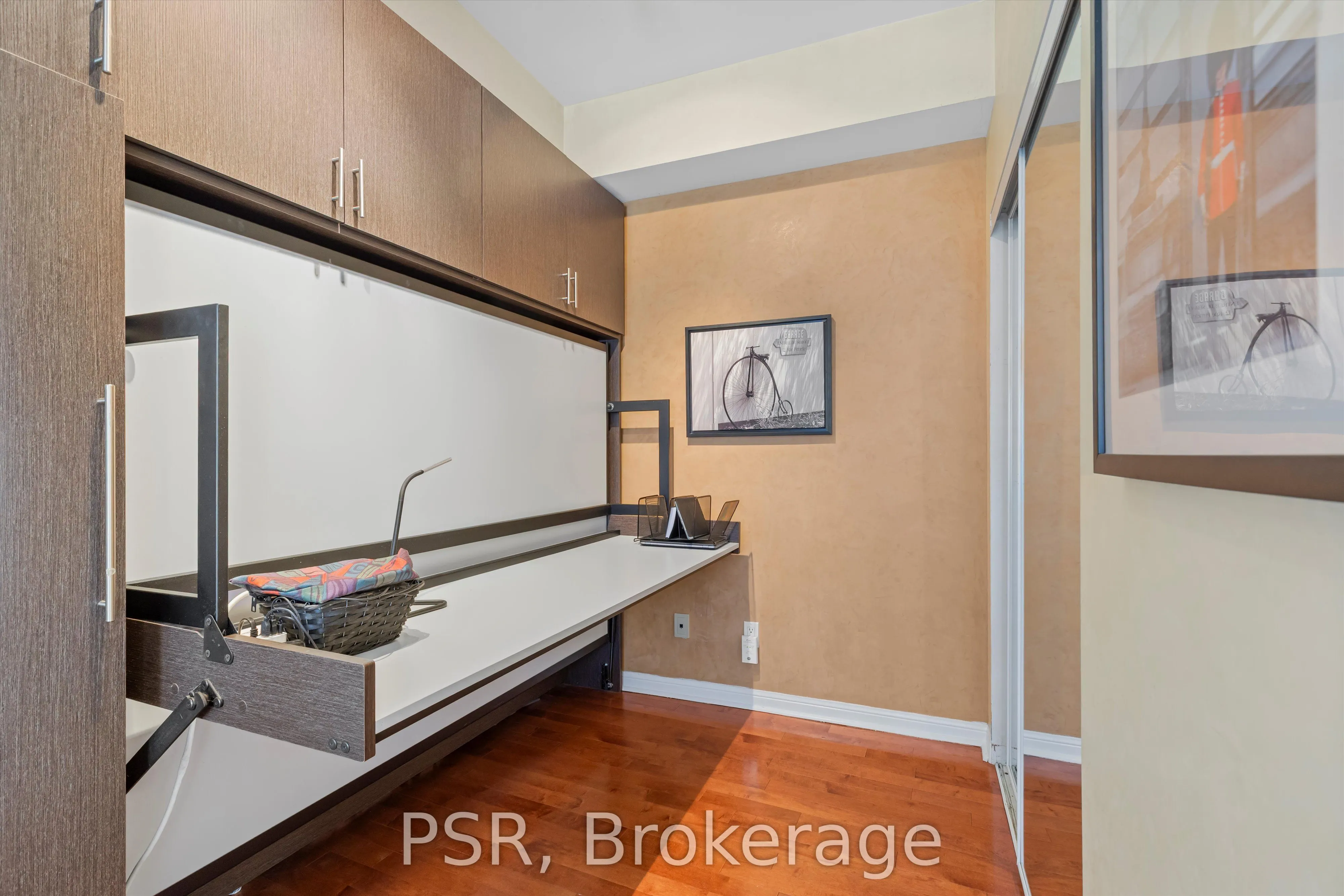 550 Front Street W, #620