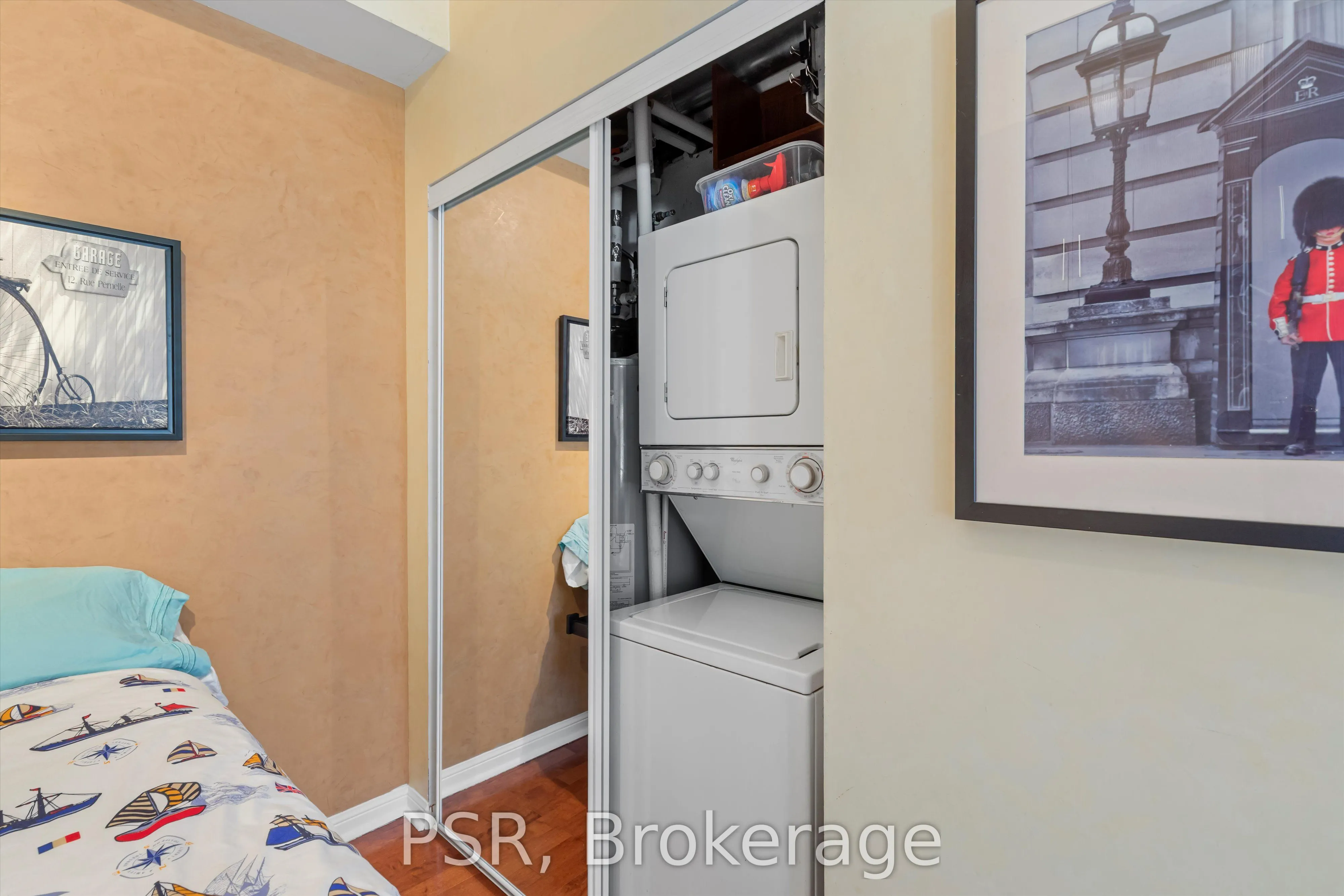 550 Front Street W, #620