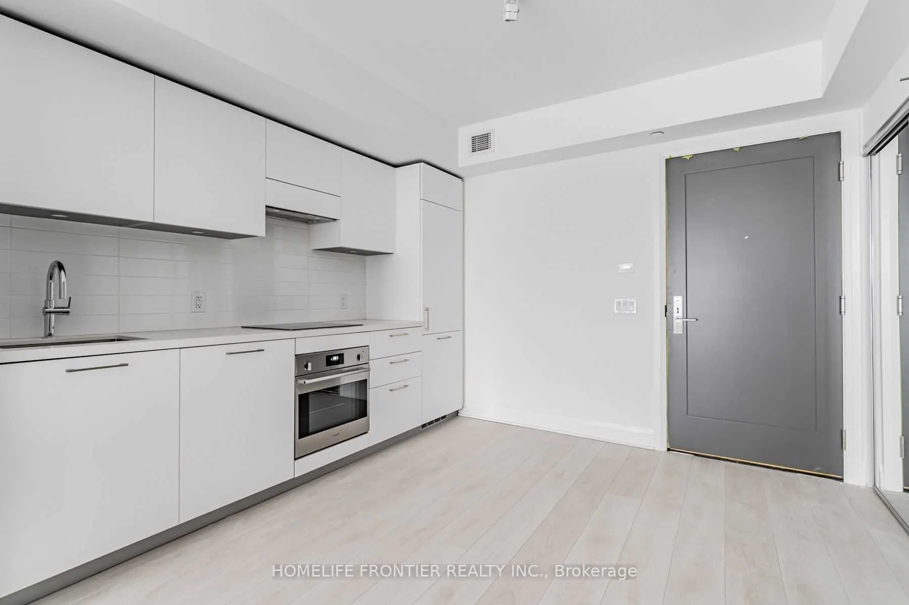 33 Frederick Todd Way, #516
