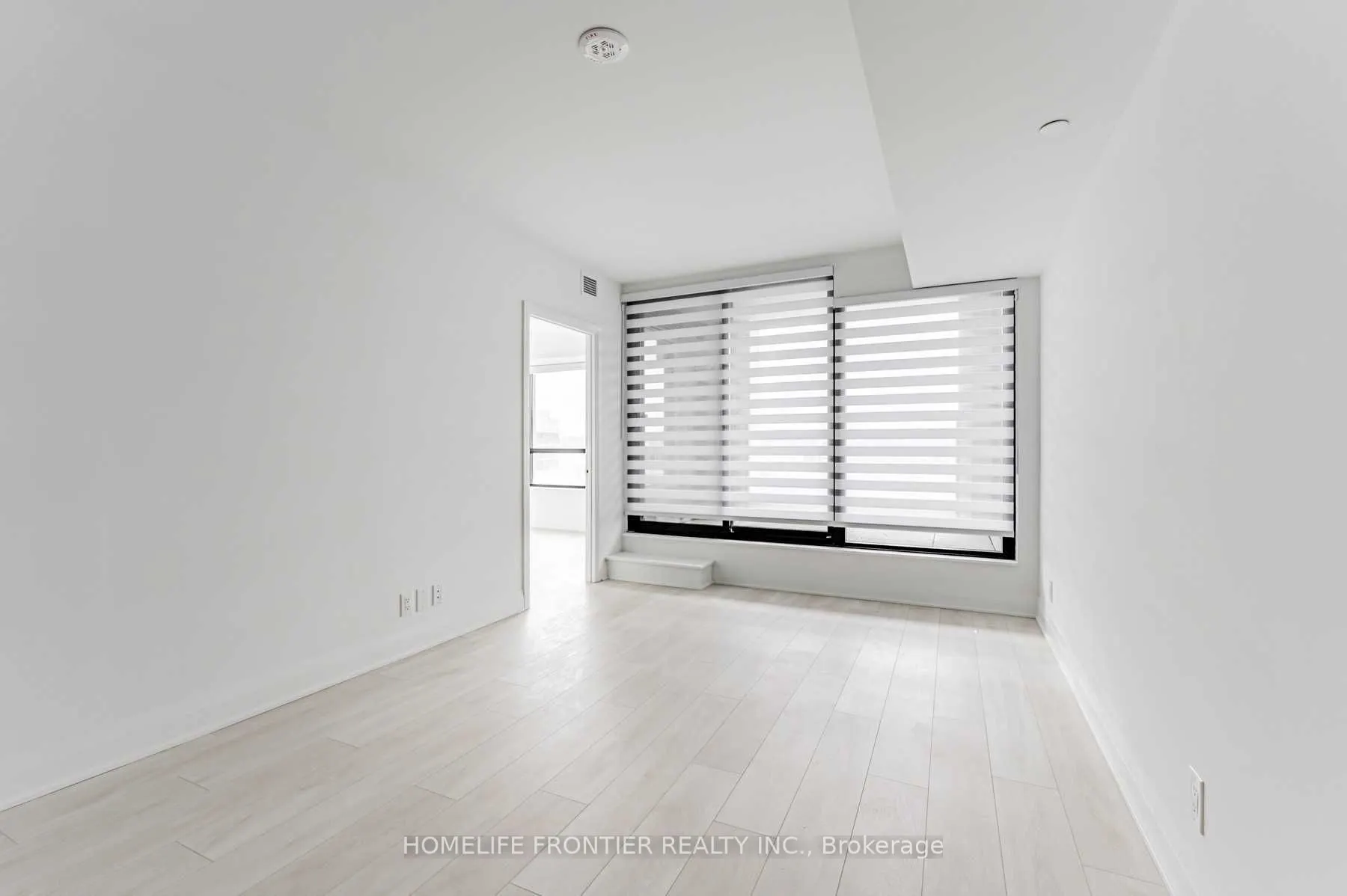 33 Frederick Todd Way, #516