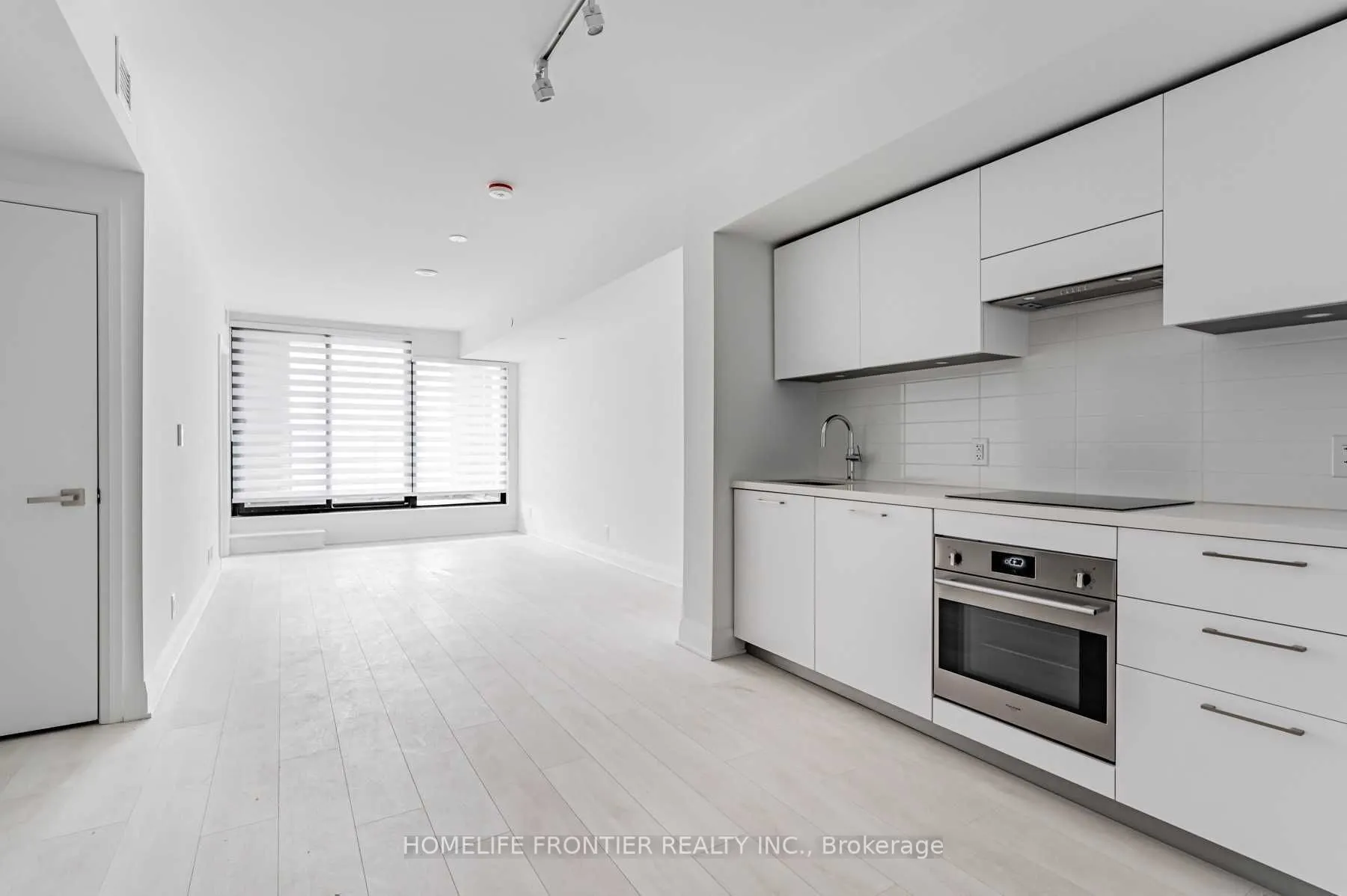 33 Frederick Todd Way, #516