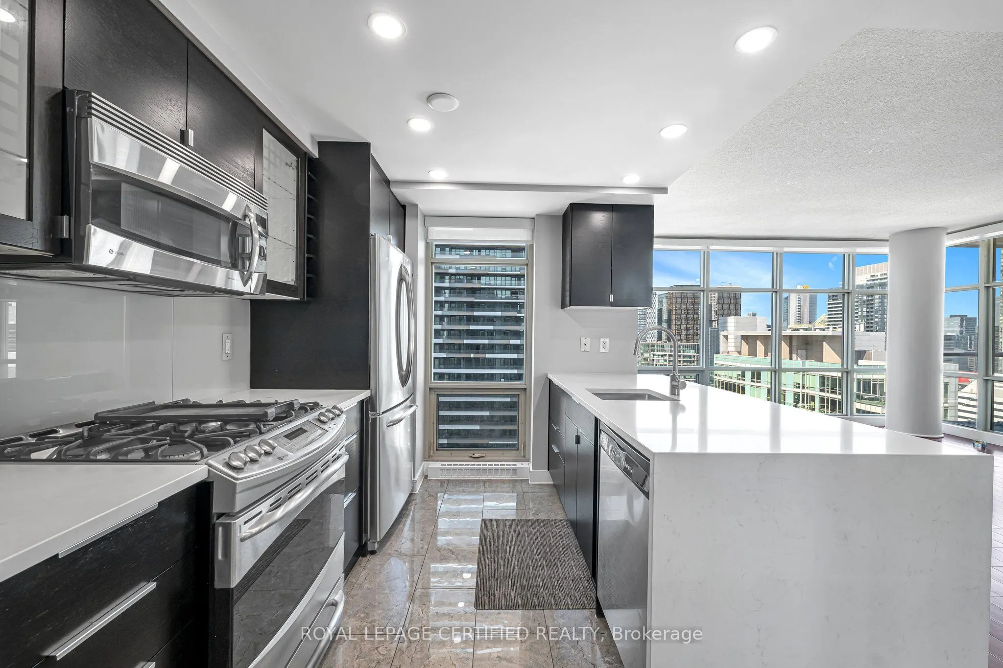 10 Navy Wharf Court, #4106