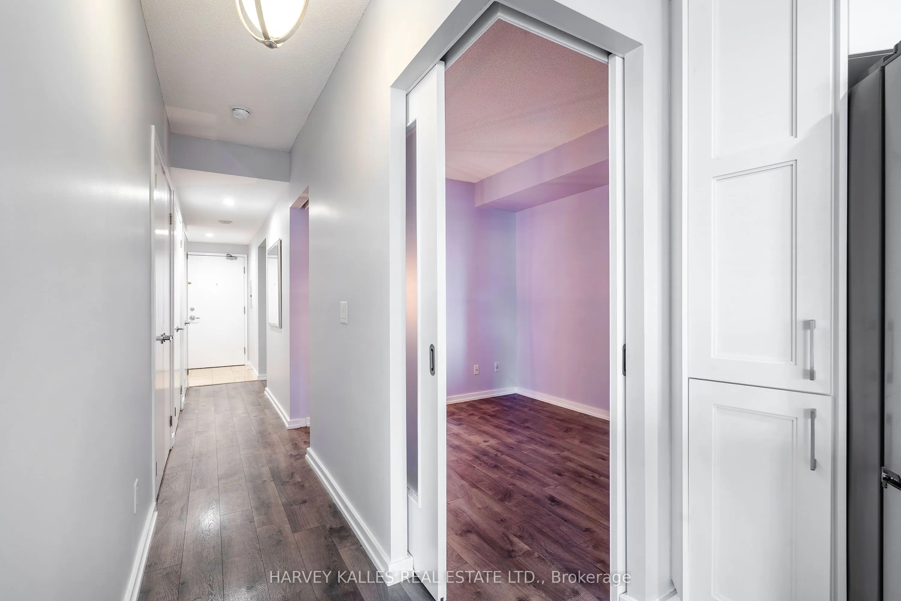 218 Queens Quay, #502