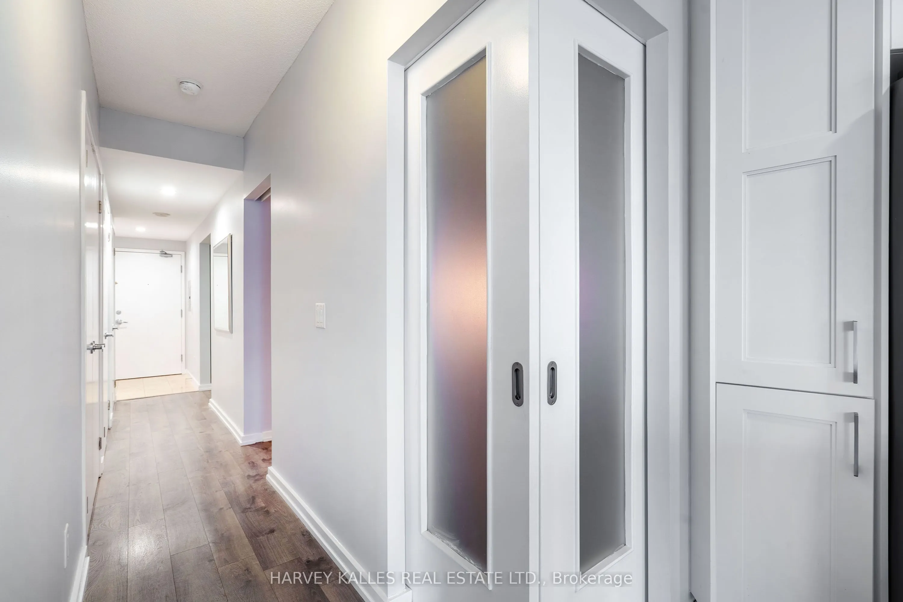 218 Queens Quay, #502
