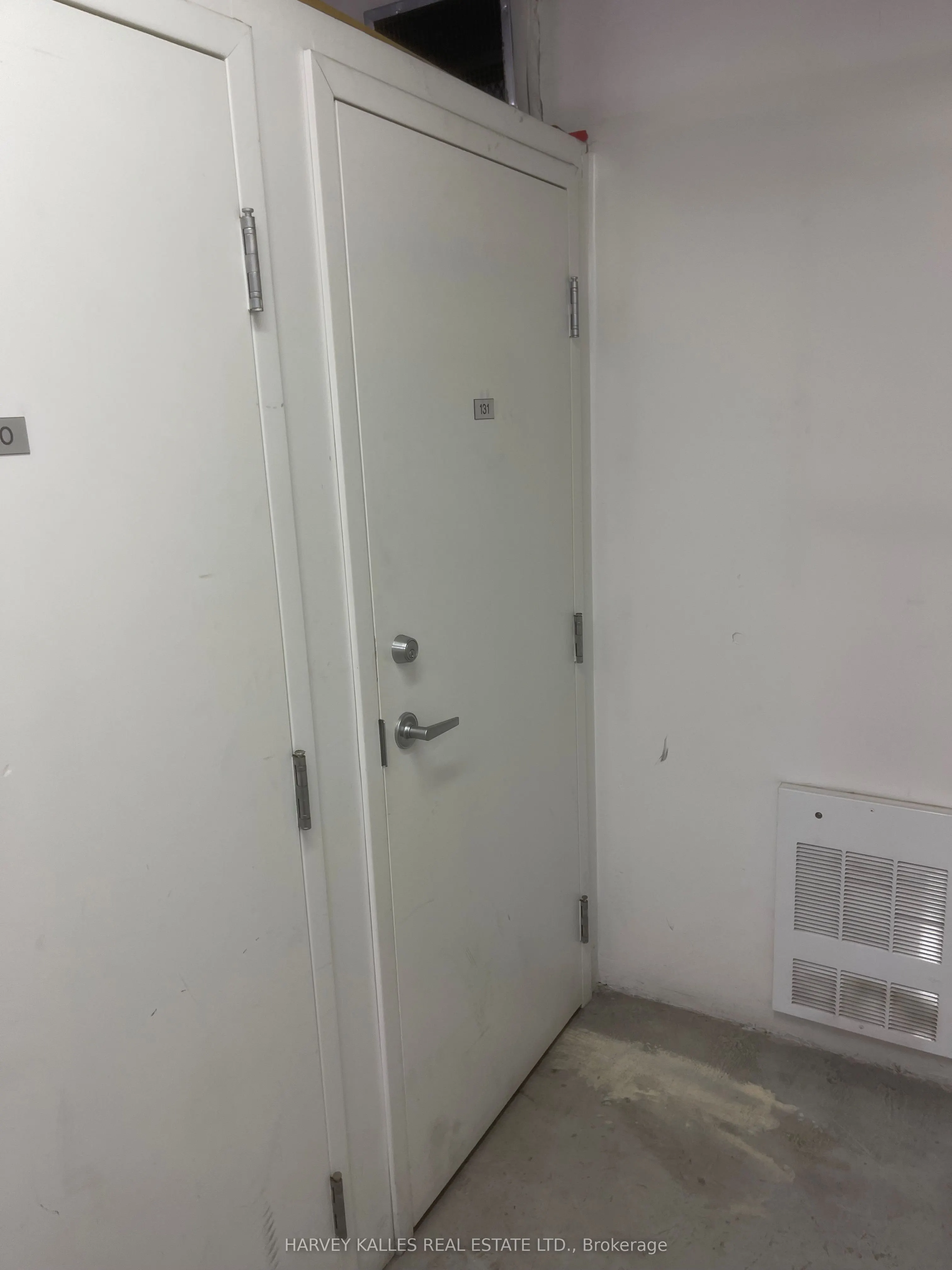 218 Queens Quay, #502