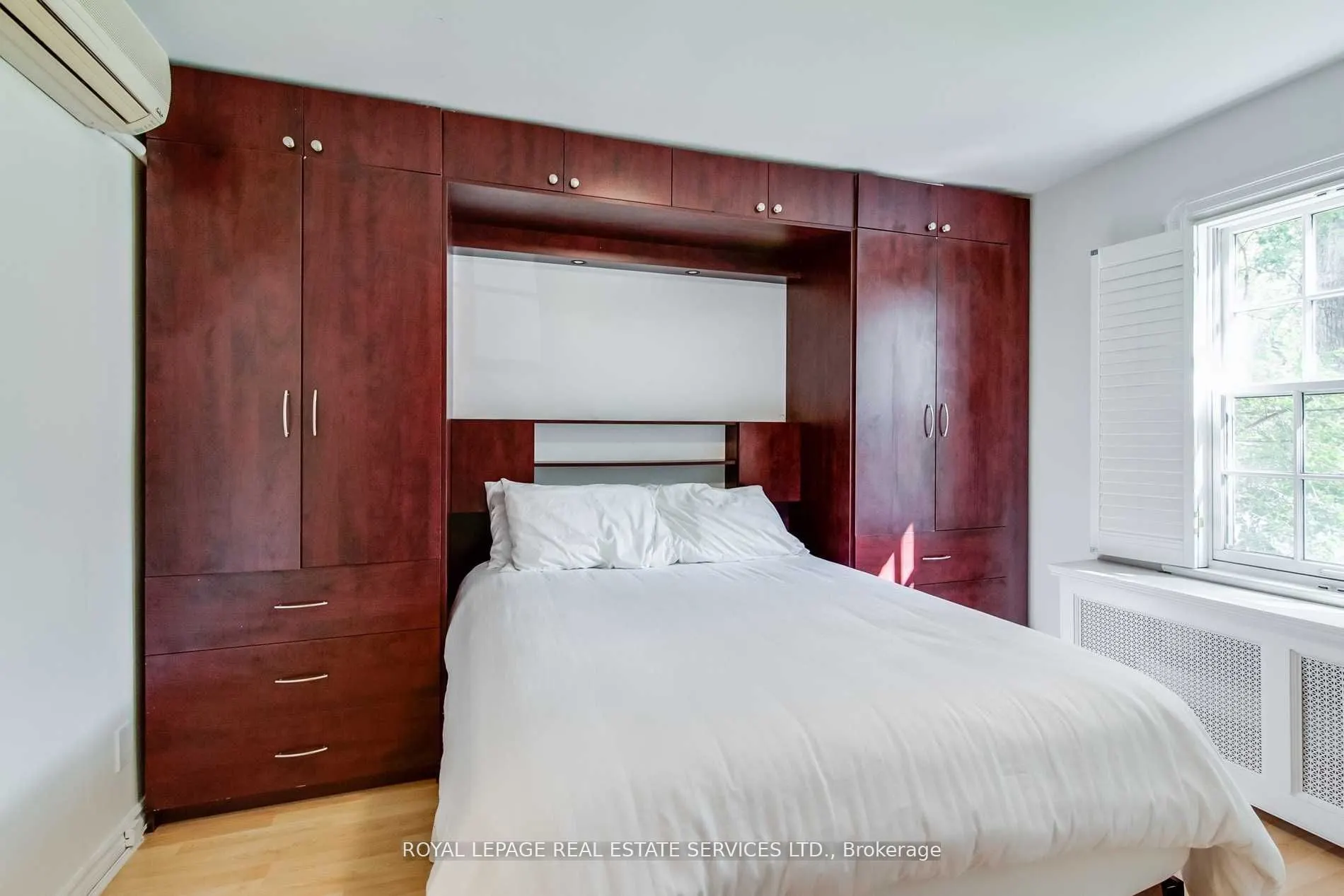 42 Gormley Avenue, #Main Floor