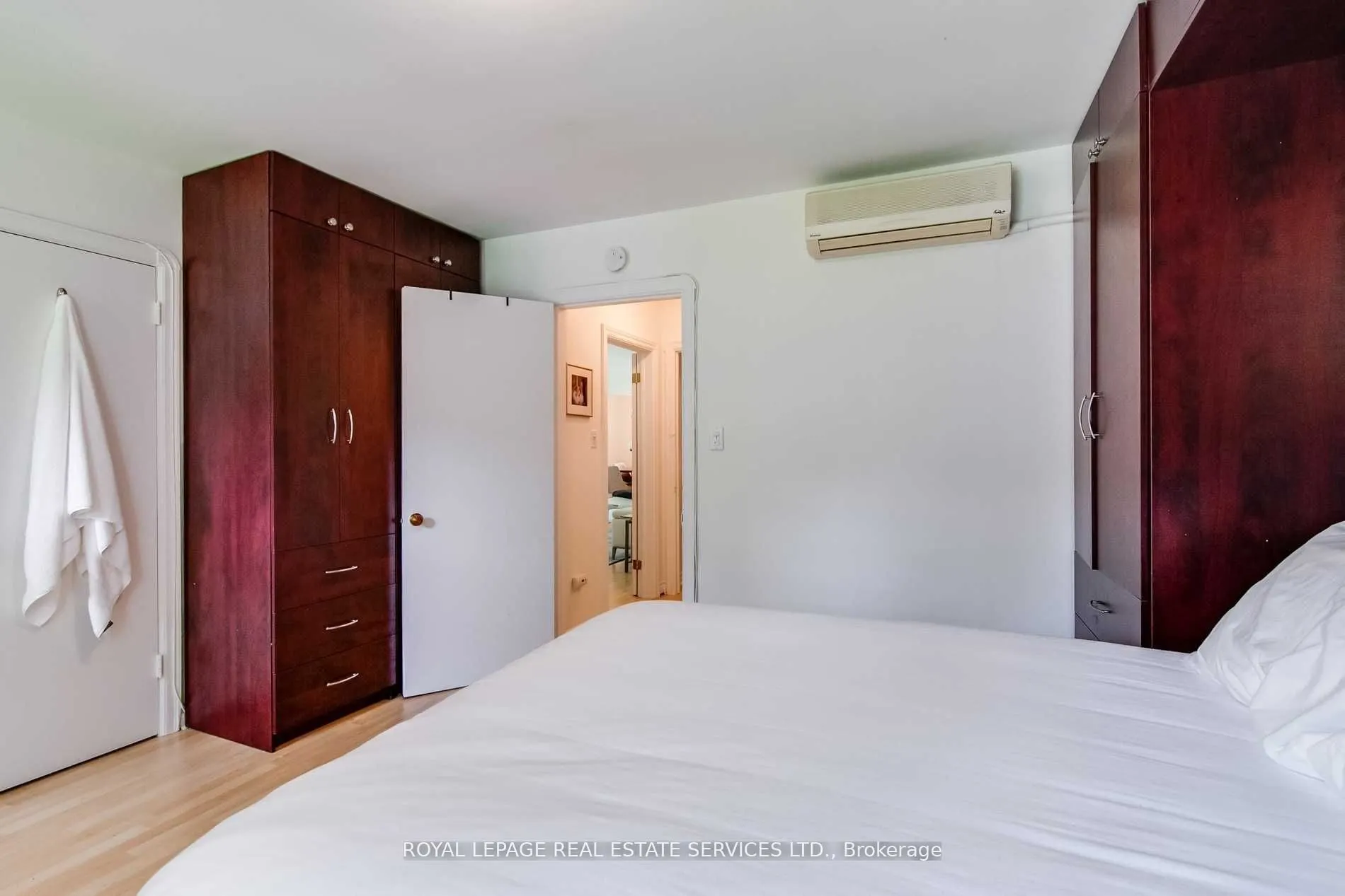 42 Gormley Avenue, #Main Floor