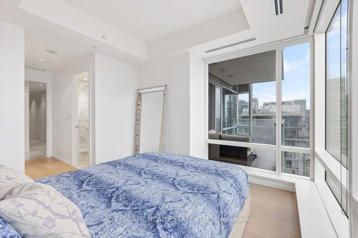 180 University Avenue, #3605