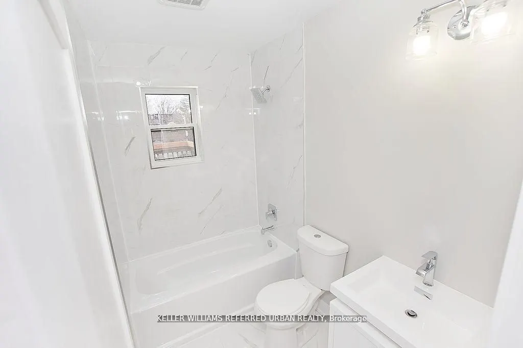 911 Dovercourt Road, #Upper