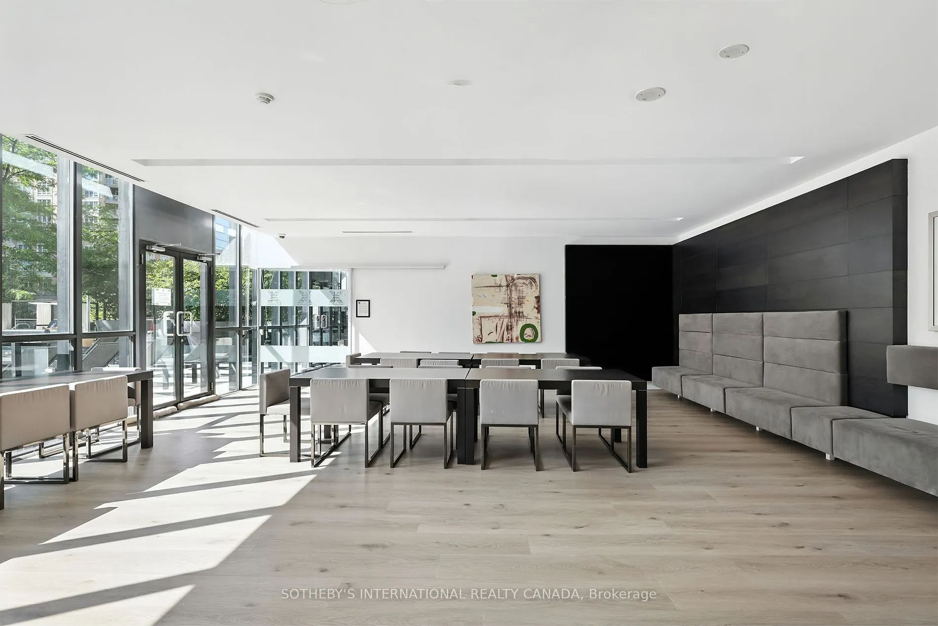 110 Charles Street E, #4207