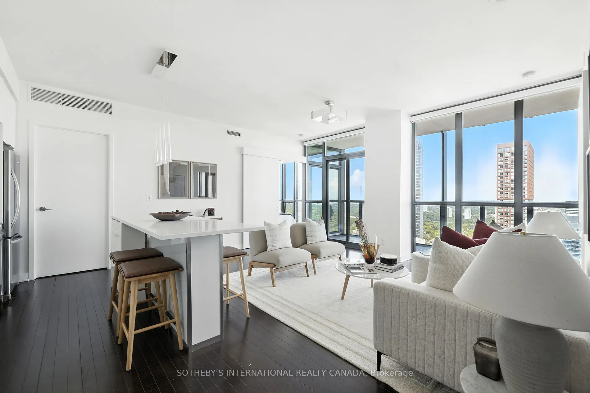 110 Charles Street E, #4207