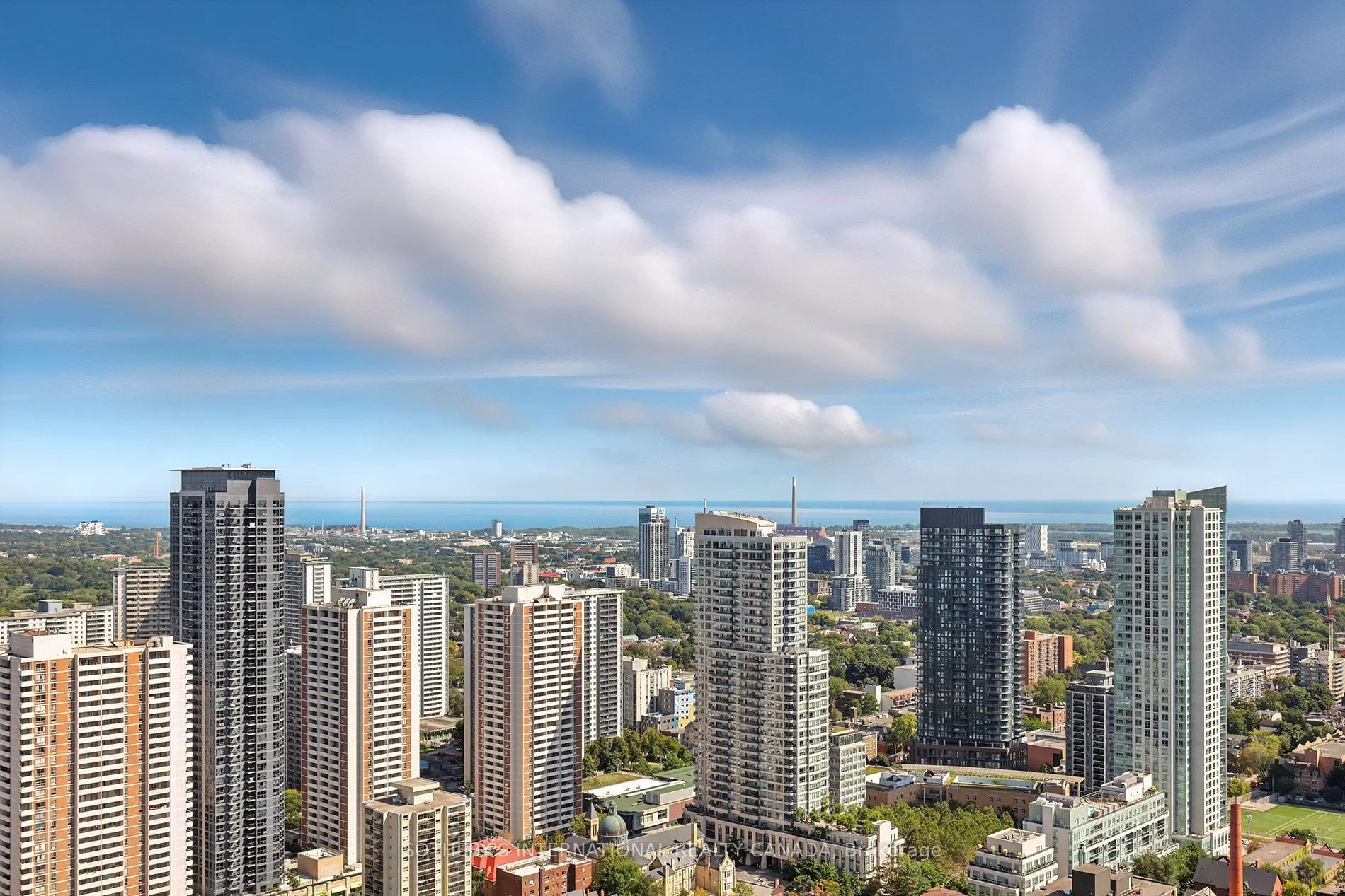 110 Charles Street E, #4207