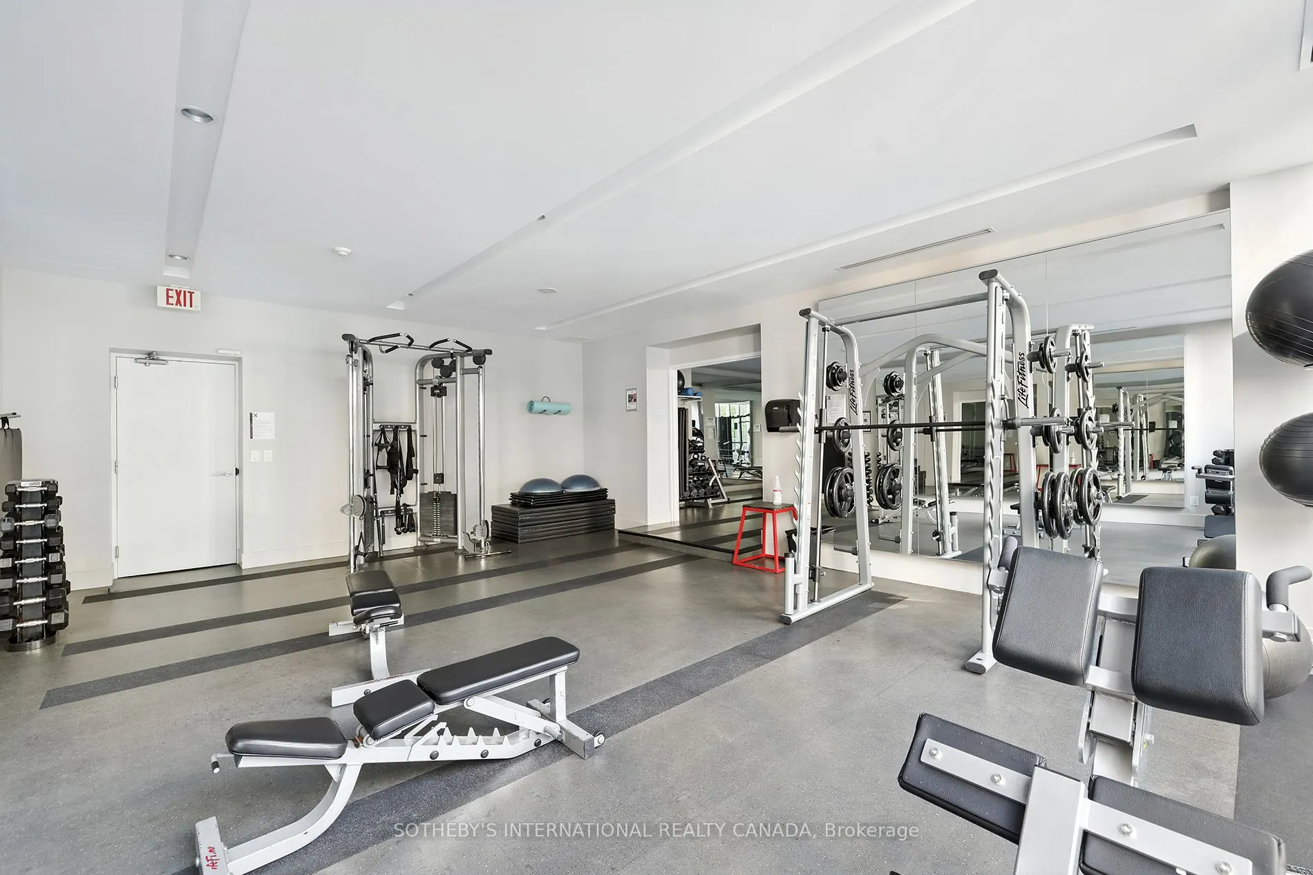 110 Charles Street E, #4207