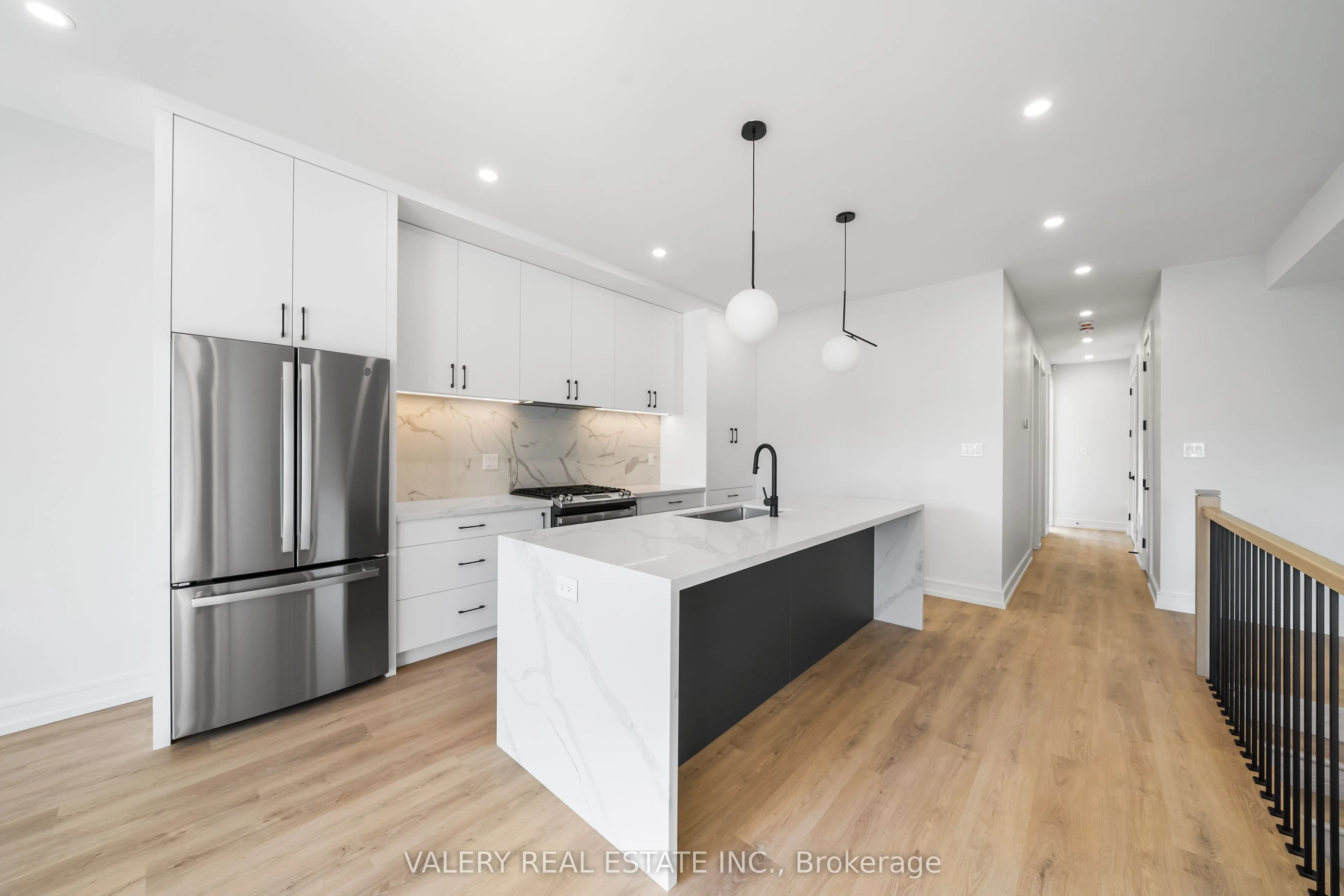 158 Dovercourt Road, #3